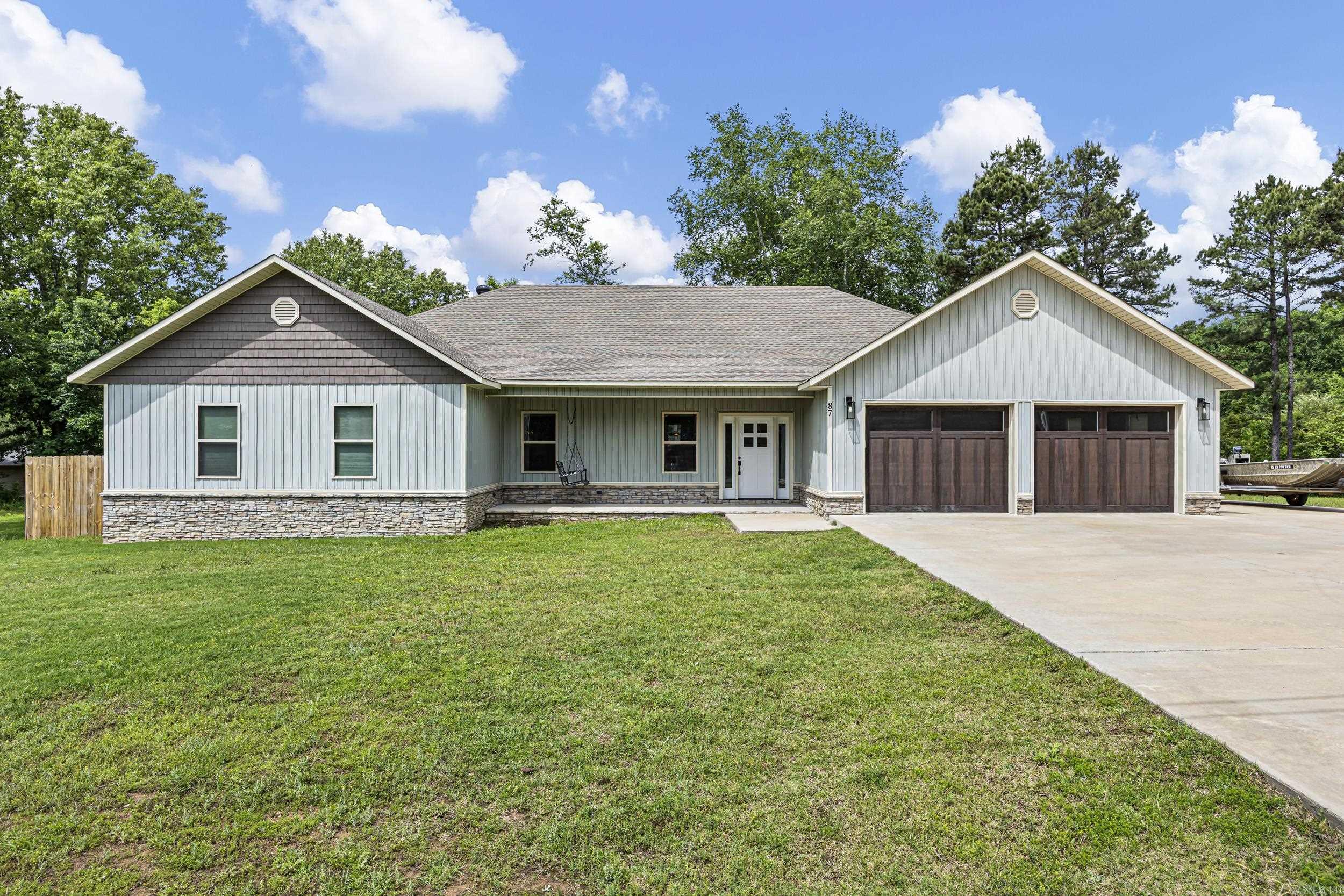 87 Randall  Russellville, AR