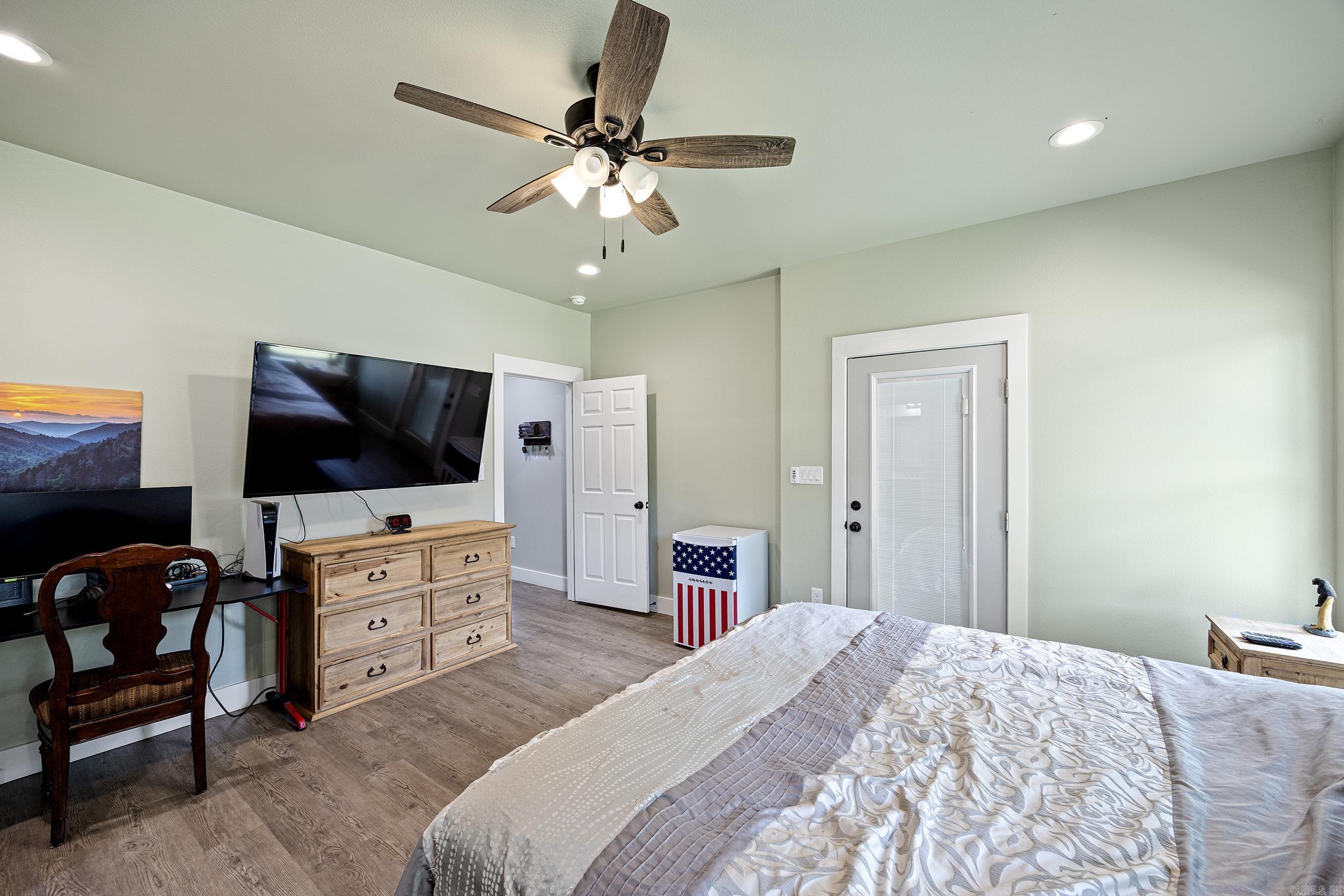 87 Randall  Russellville, AR