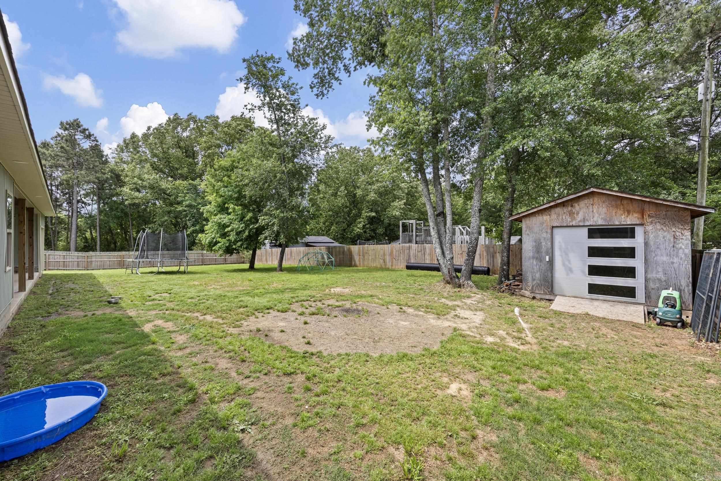 87 Randall  Russellville, AR