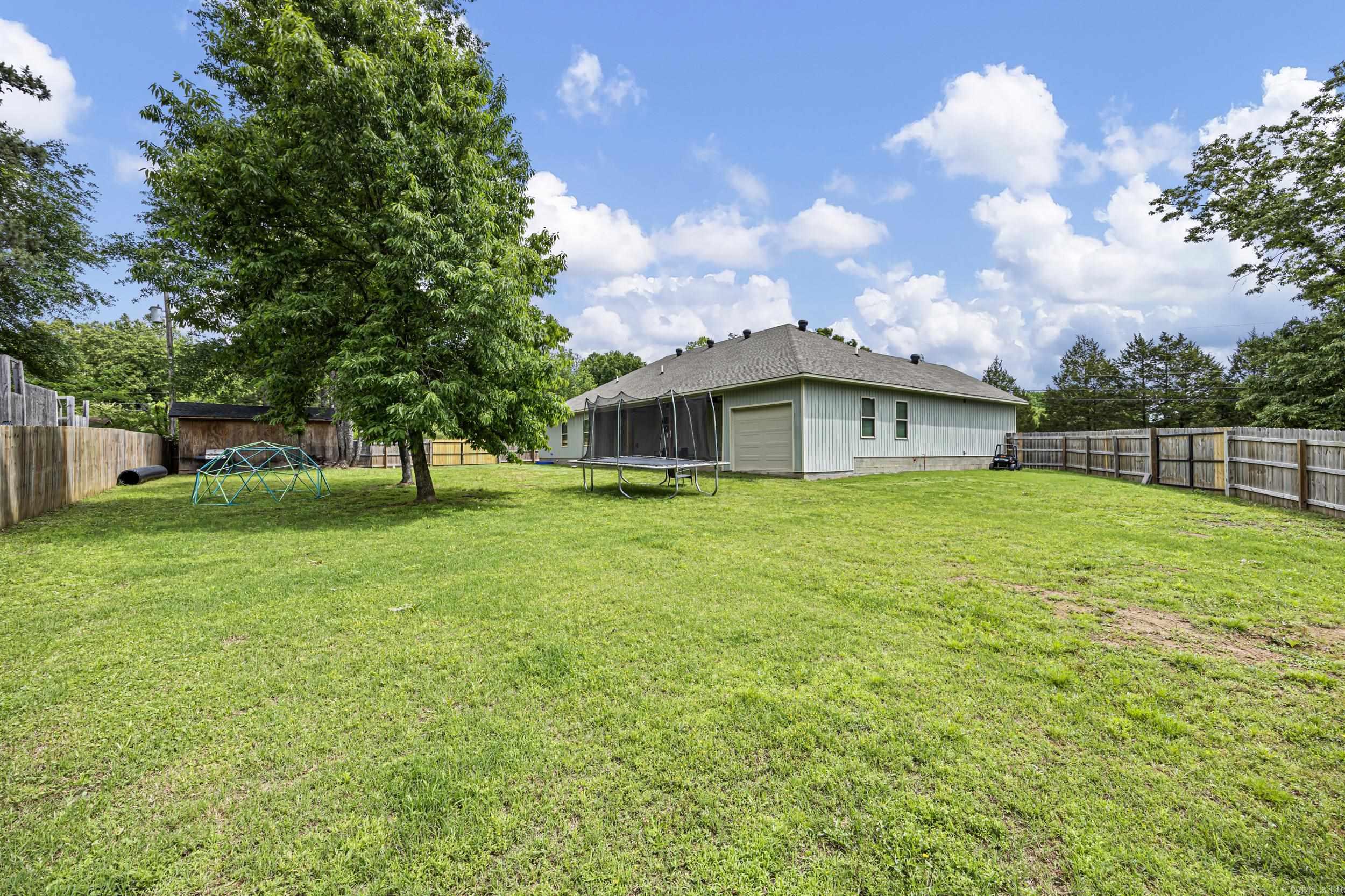 87 Randall  Russellville, AR