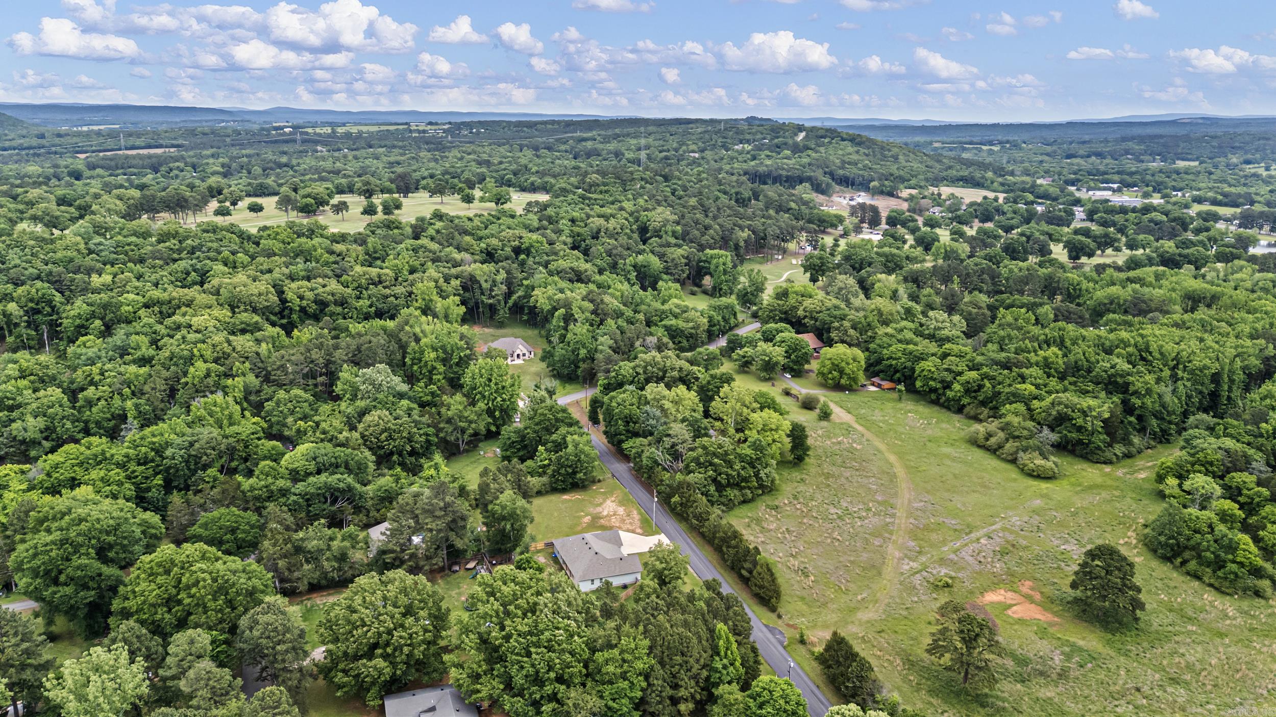 87 Randall  Russellville, AR