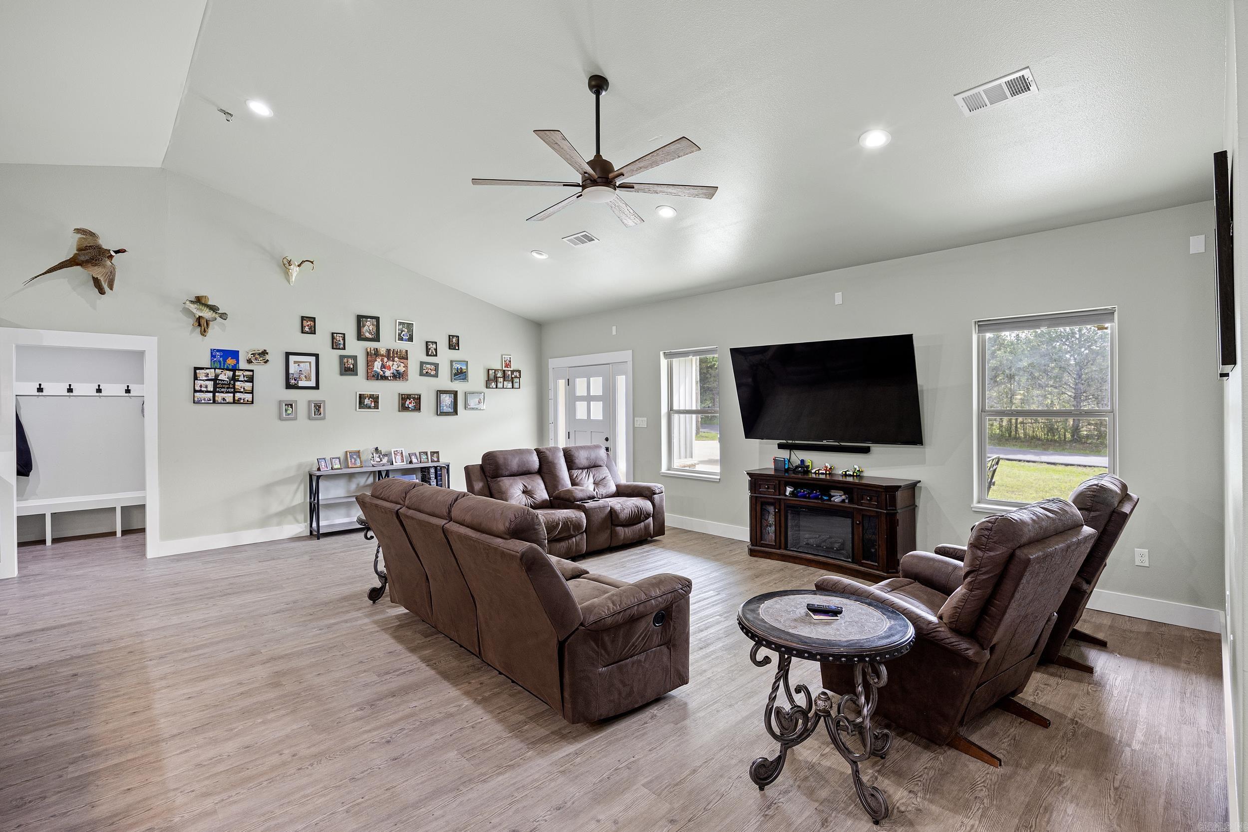 87 Randall  Russellville, AR