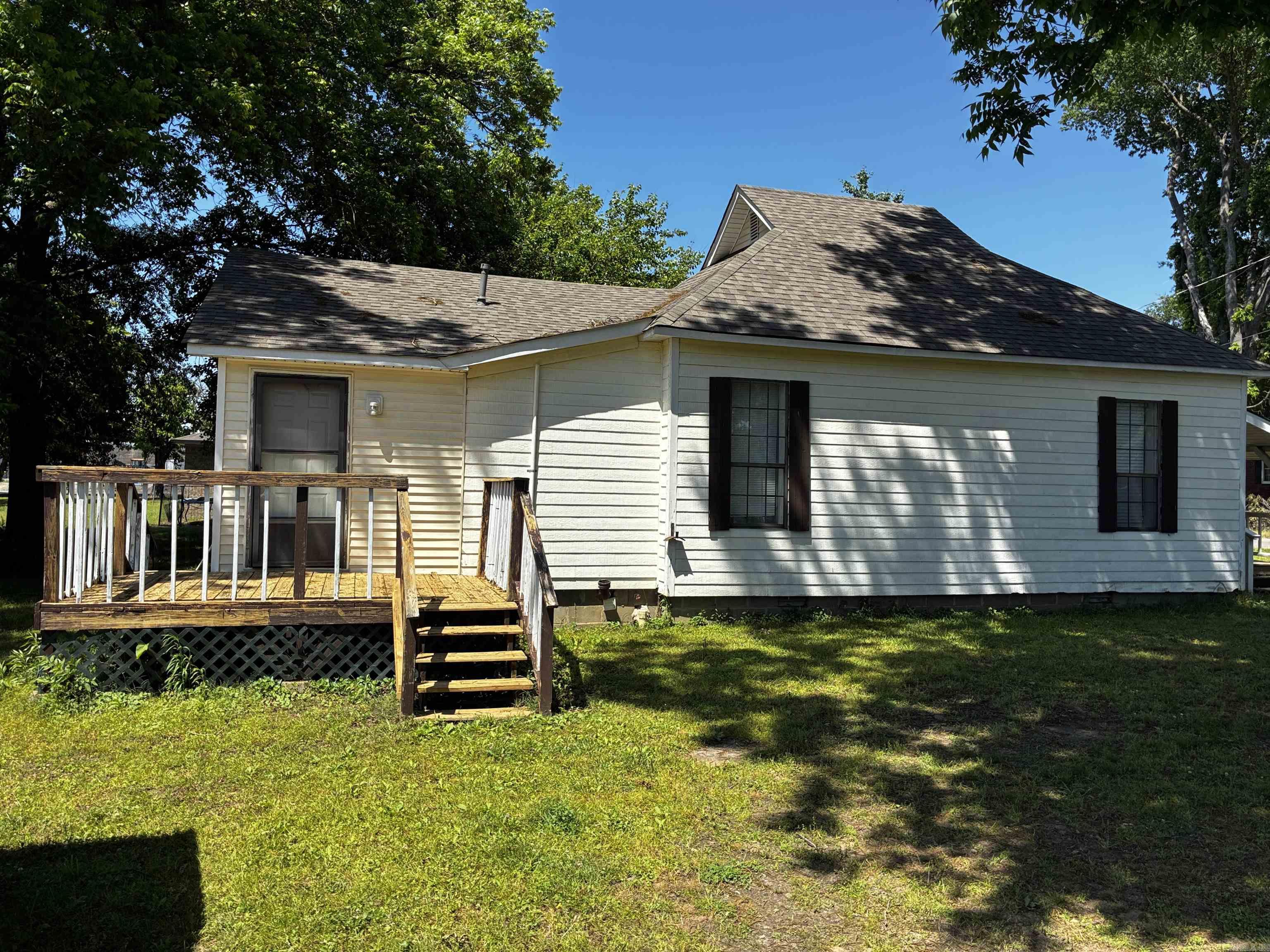 302 Spring  Beebe, AR