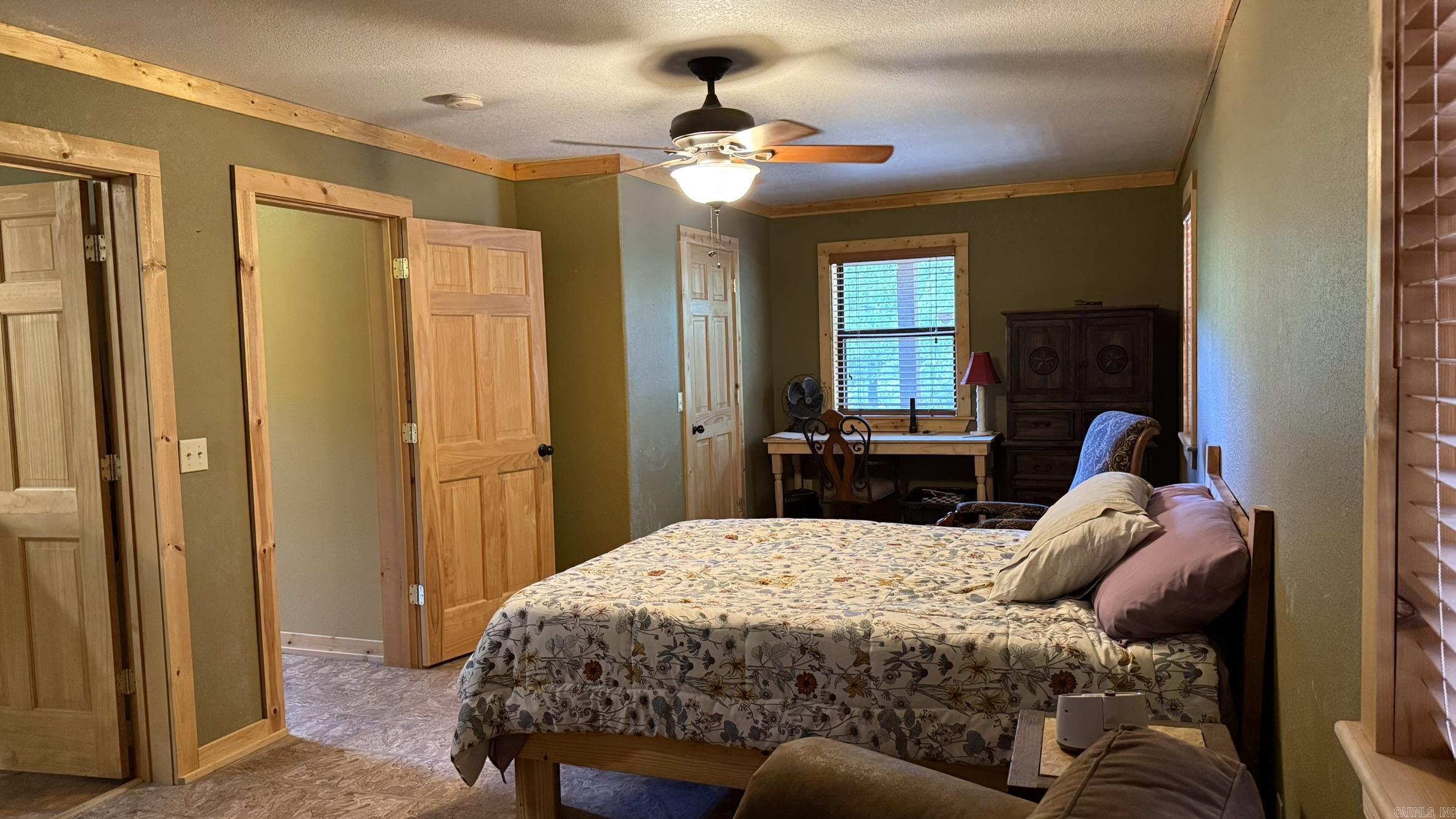 108 Georgia  Mountain View, AR