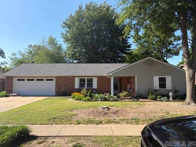 1121 E Mayfair Lane Blytheville, AR 72315