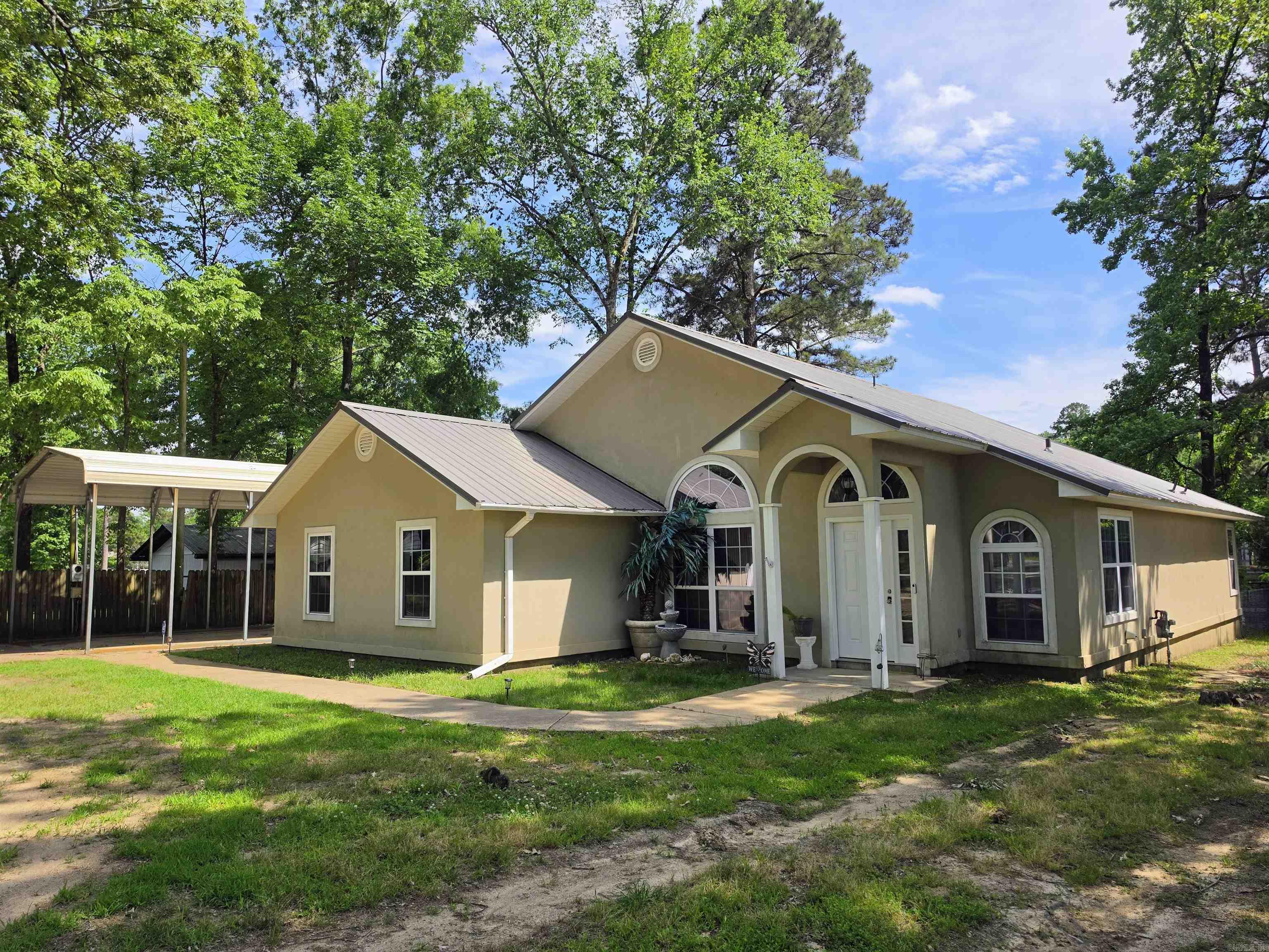 150 Lakeaire Terrace