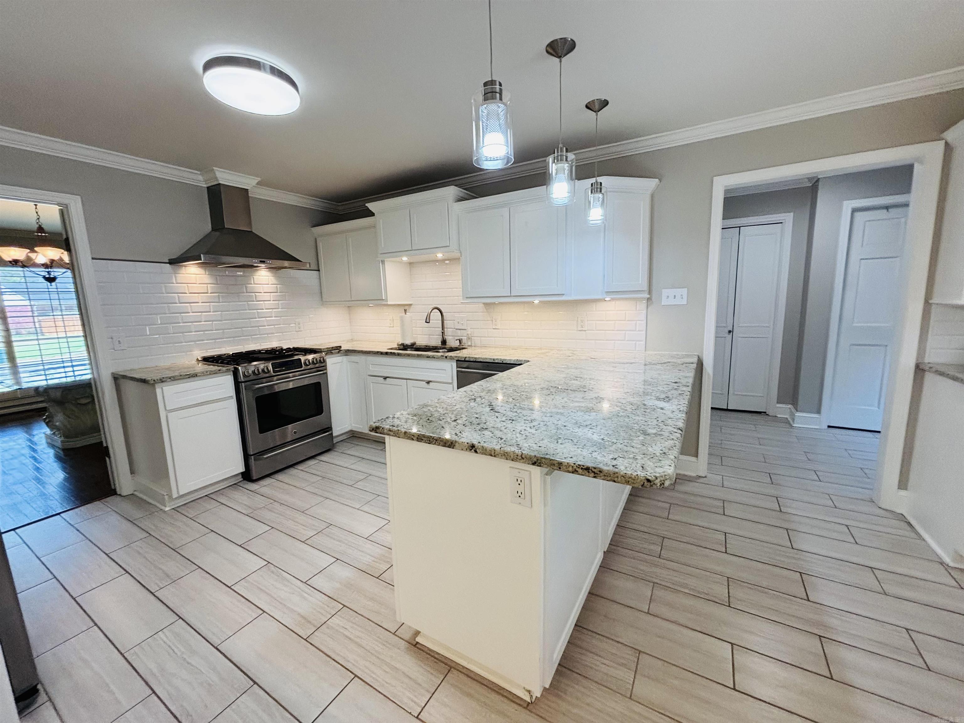 3 Amesbury Ct  Little Rock, AR