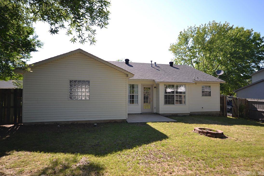 50 Meadow Ridge  Maumelle, AR