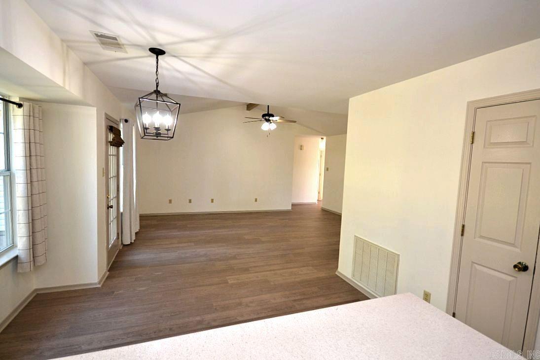 50 Meadow Ridge  Maumelle, AR