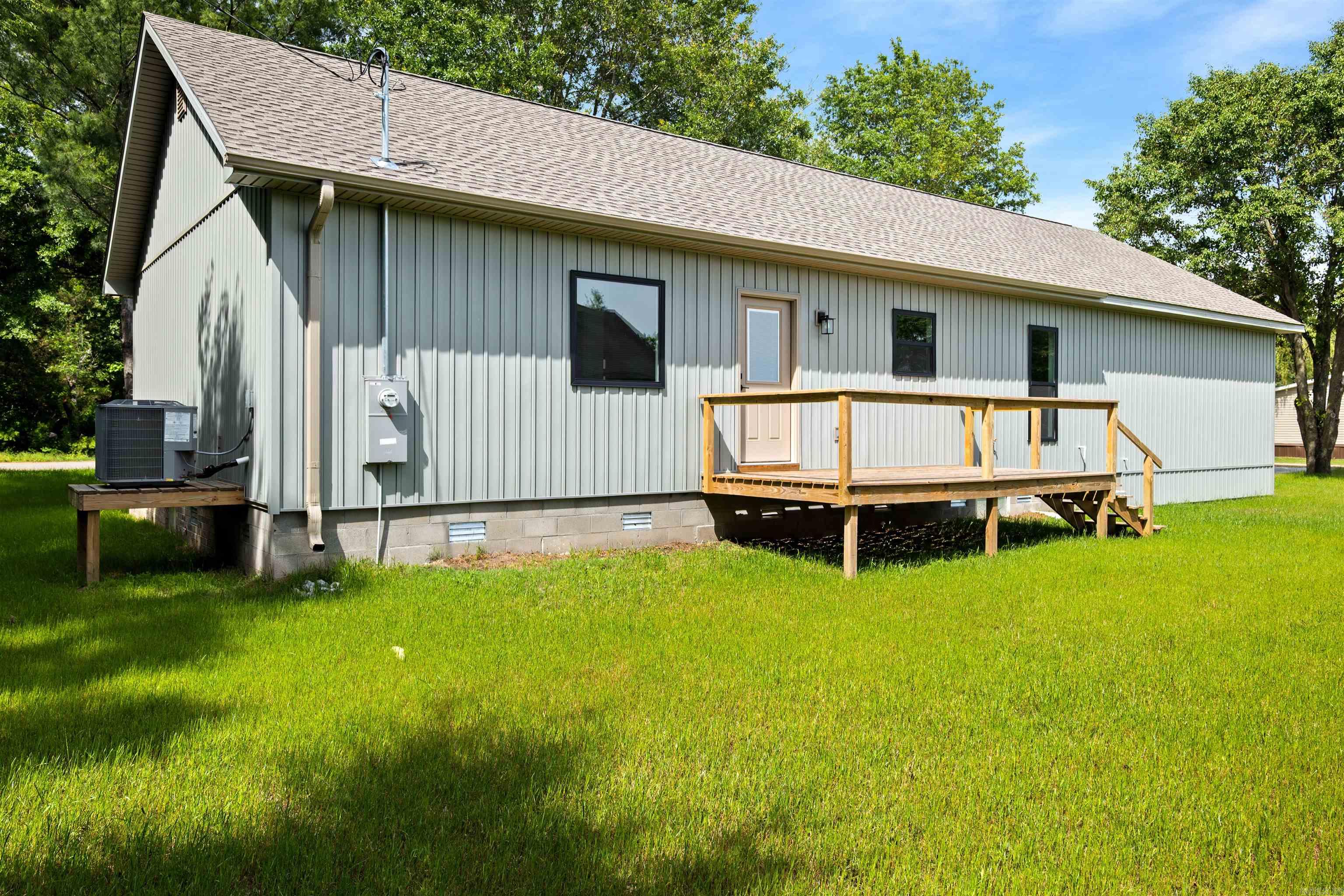 301 Dogwood St  Caraway, AR