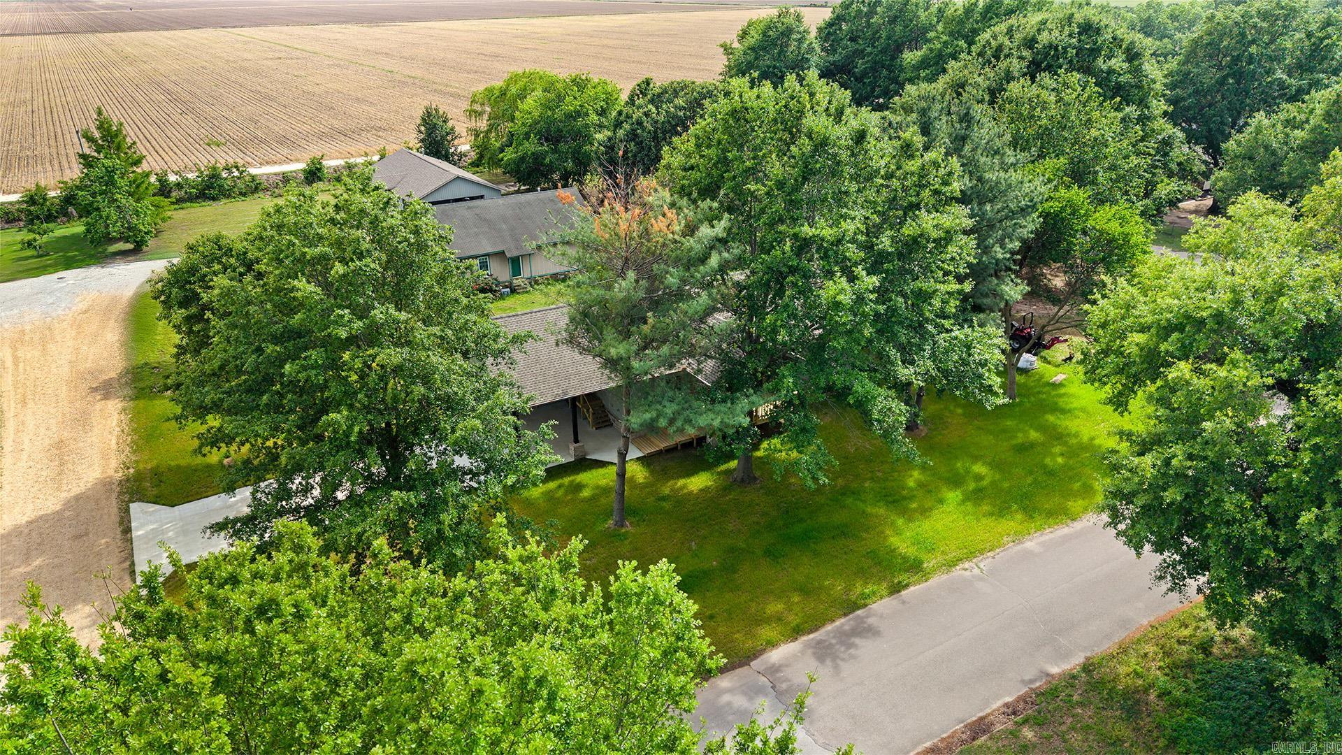 301 Dogwood St  Caraway, AR
