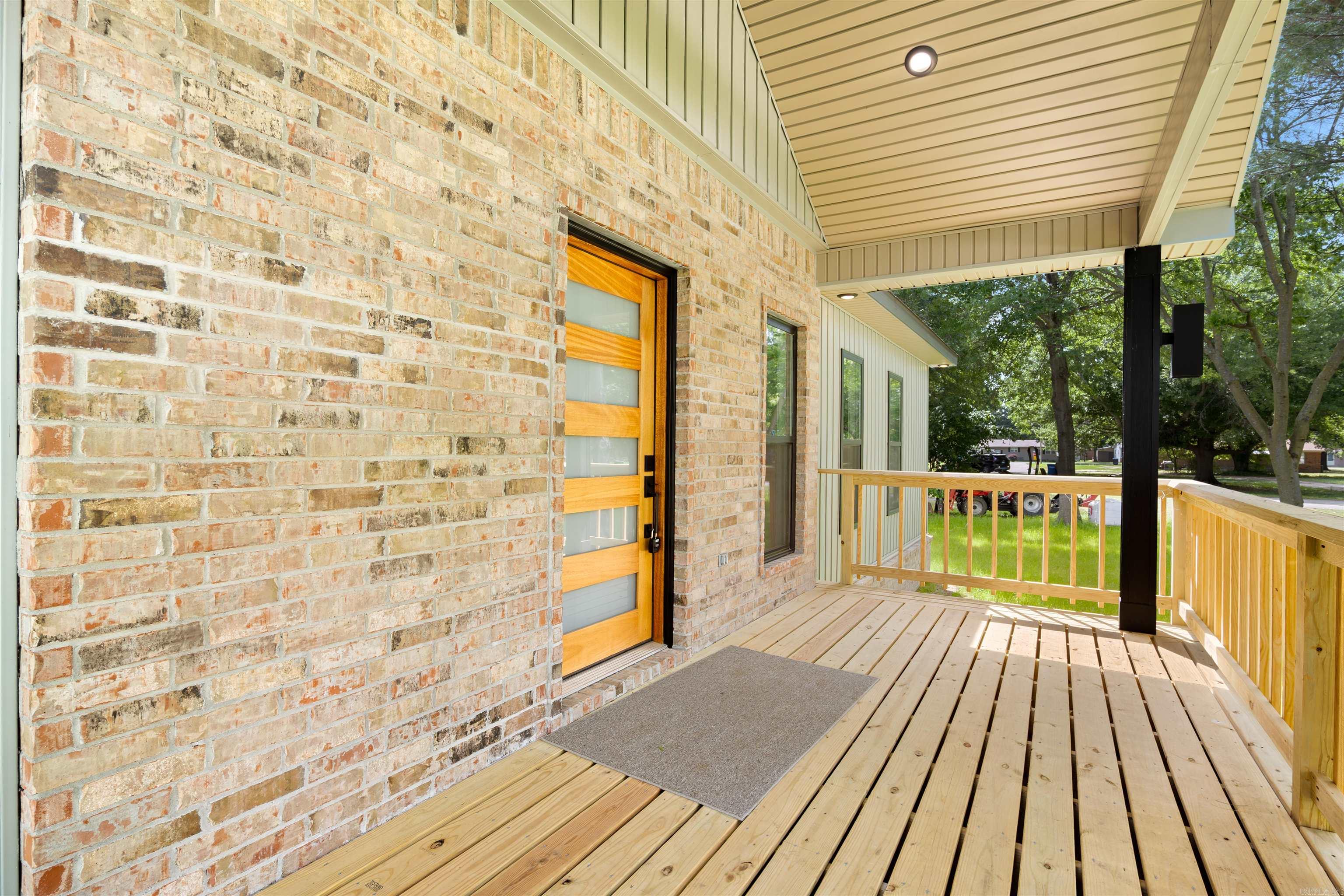 301 Dogwood St  Caraway, AR