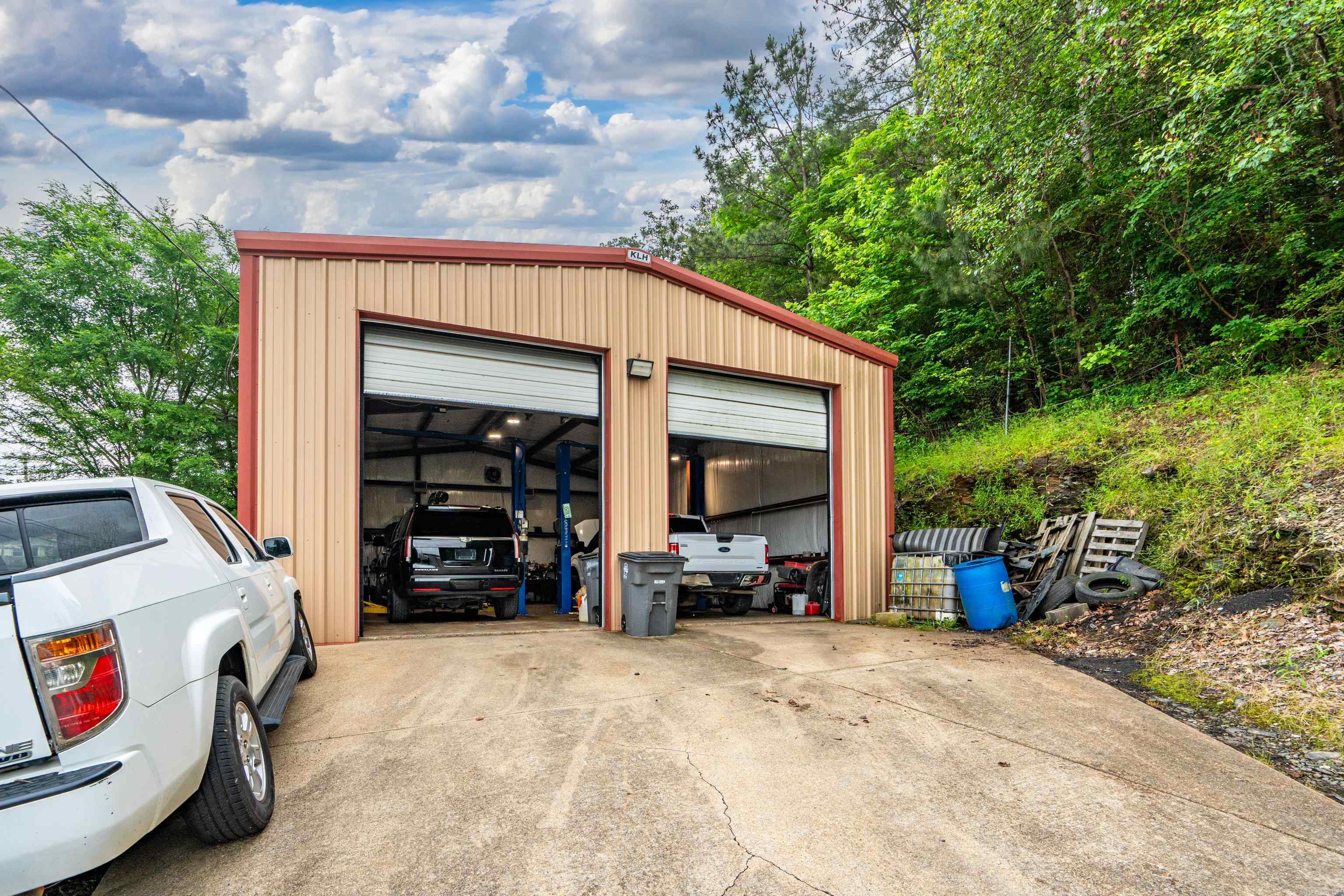 2711 Albert Pike  Hot Springs, AR