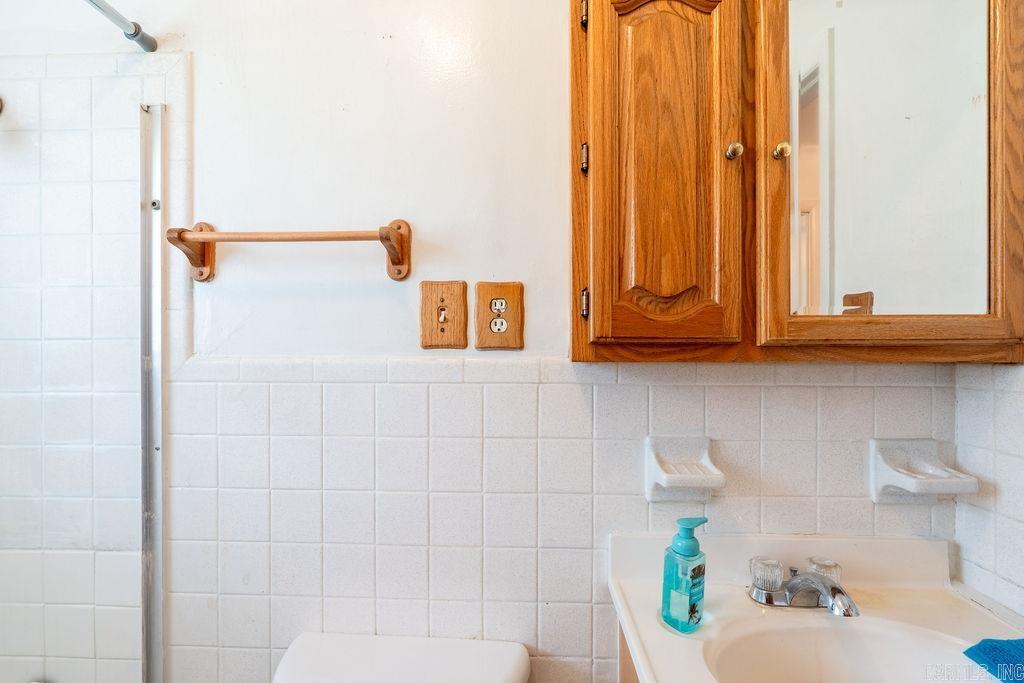 110 W Curran  Des Arc, AR