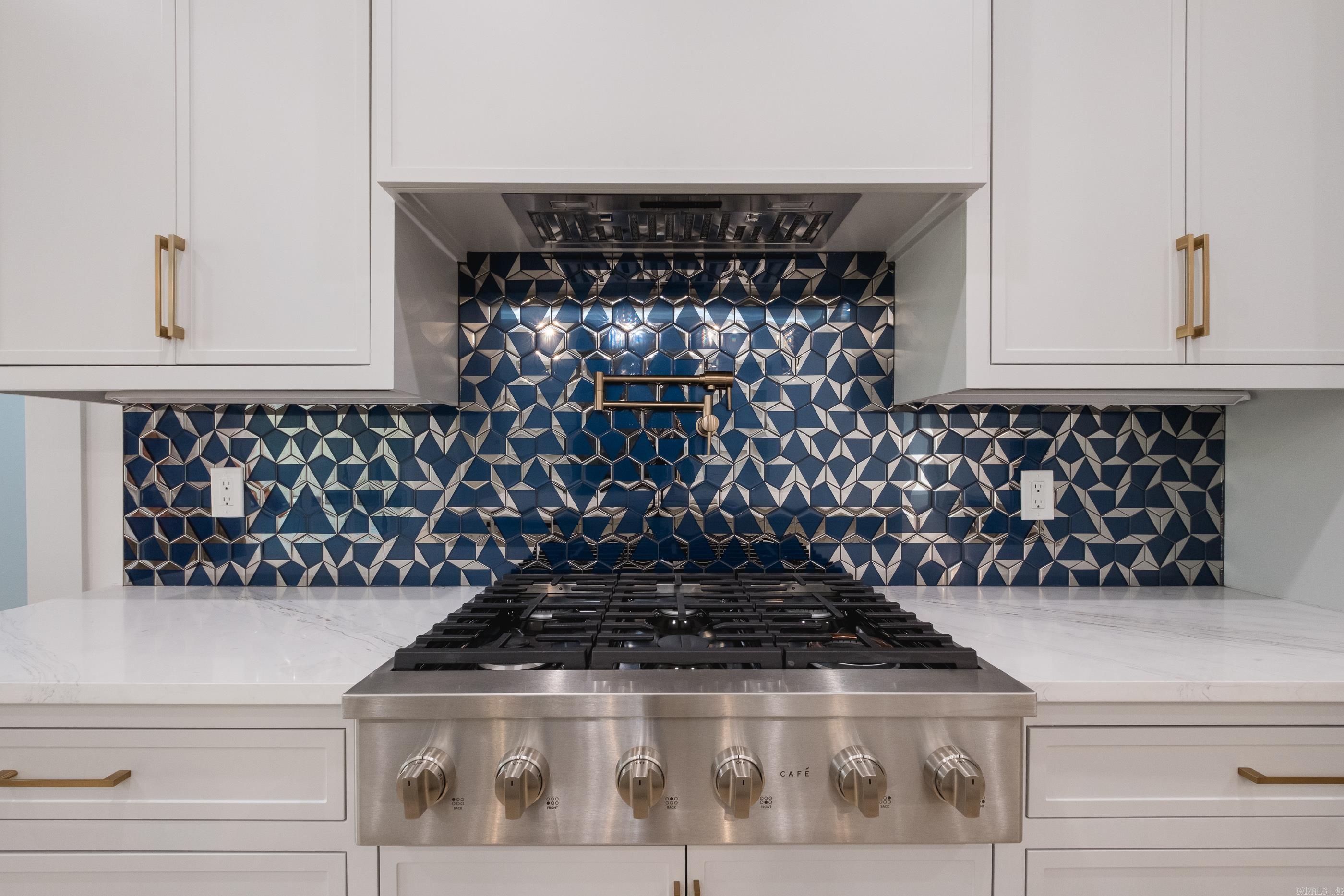 221 Abington Circle  Little Rock, AR