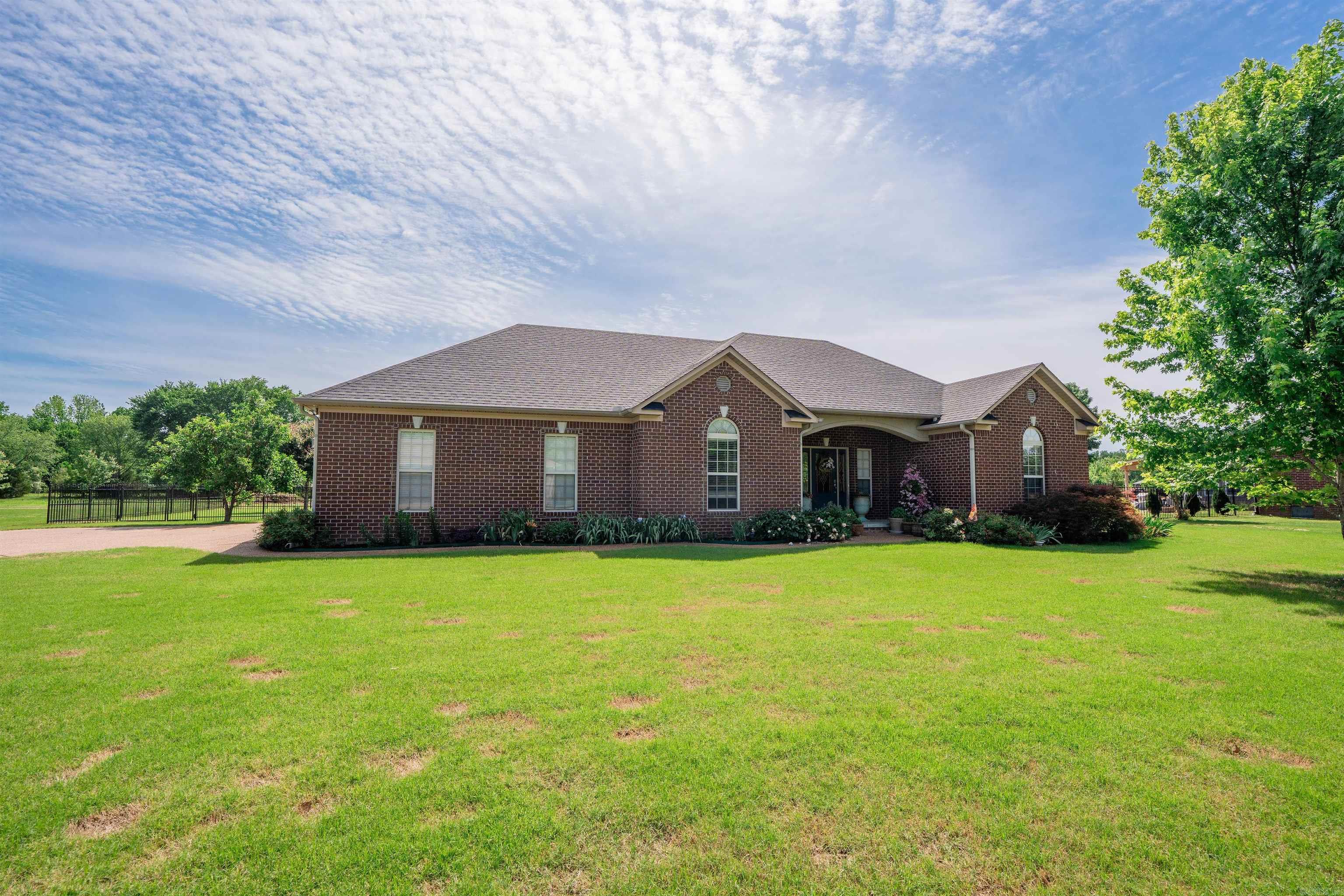 65 Lost Creek Dr.  Heber Springs, AR
