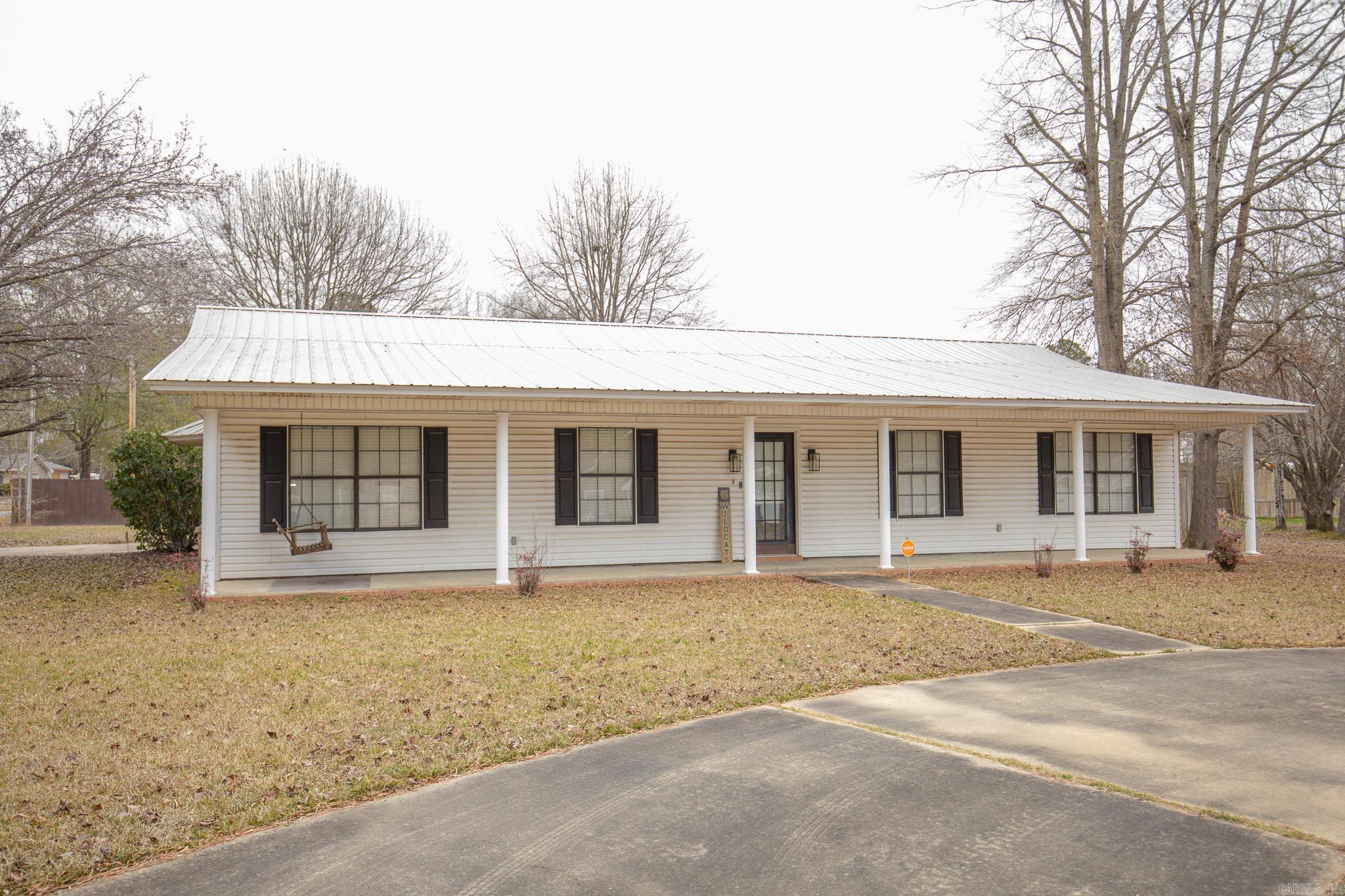 70 Moore  Rison, AR