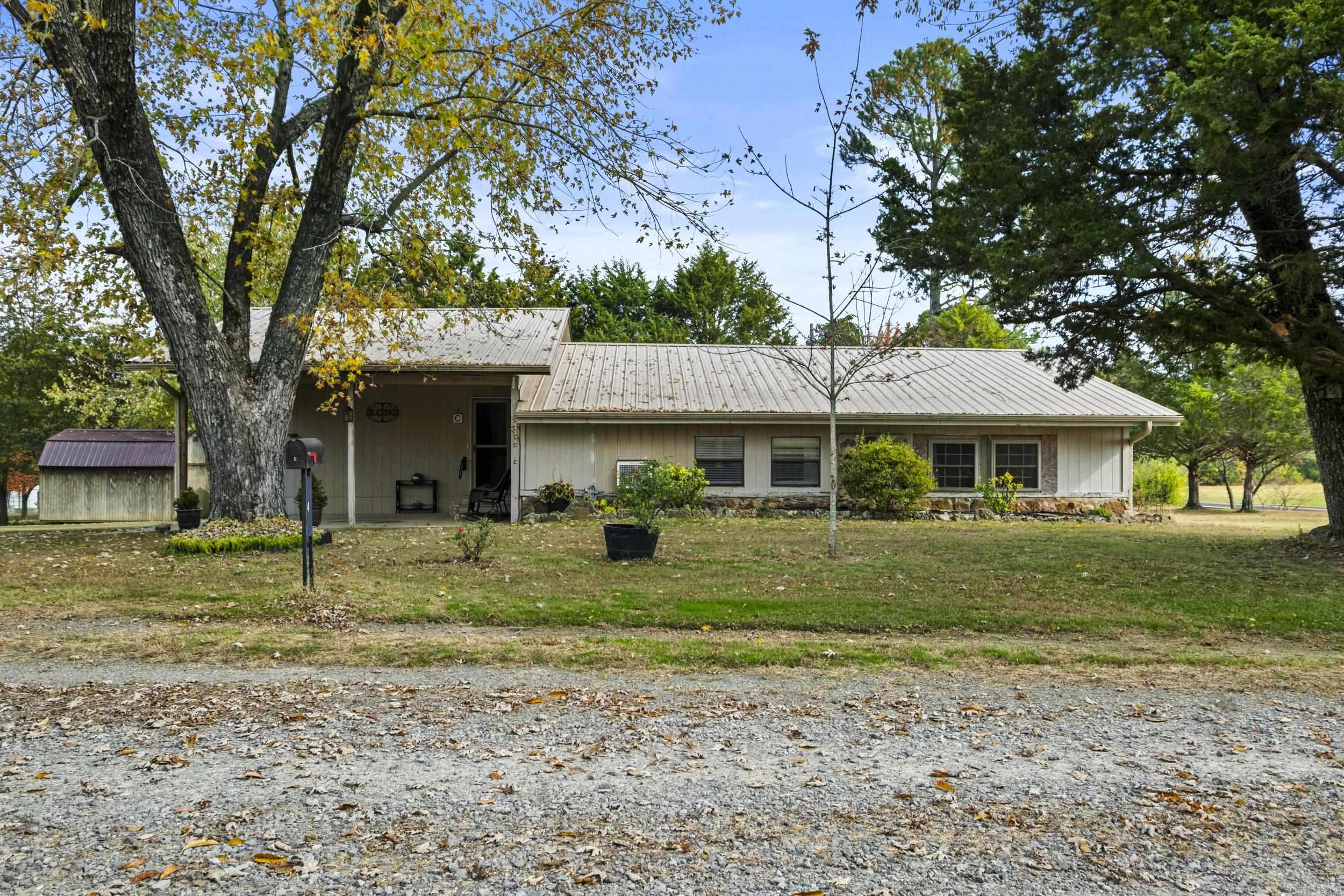 4 Persimmon Ln  Tumbling Shoals, AR