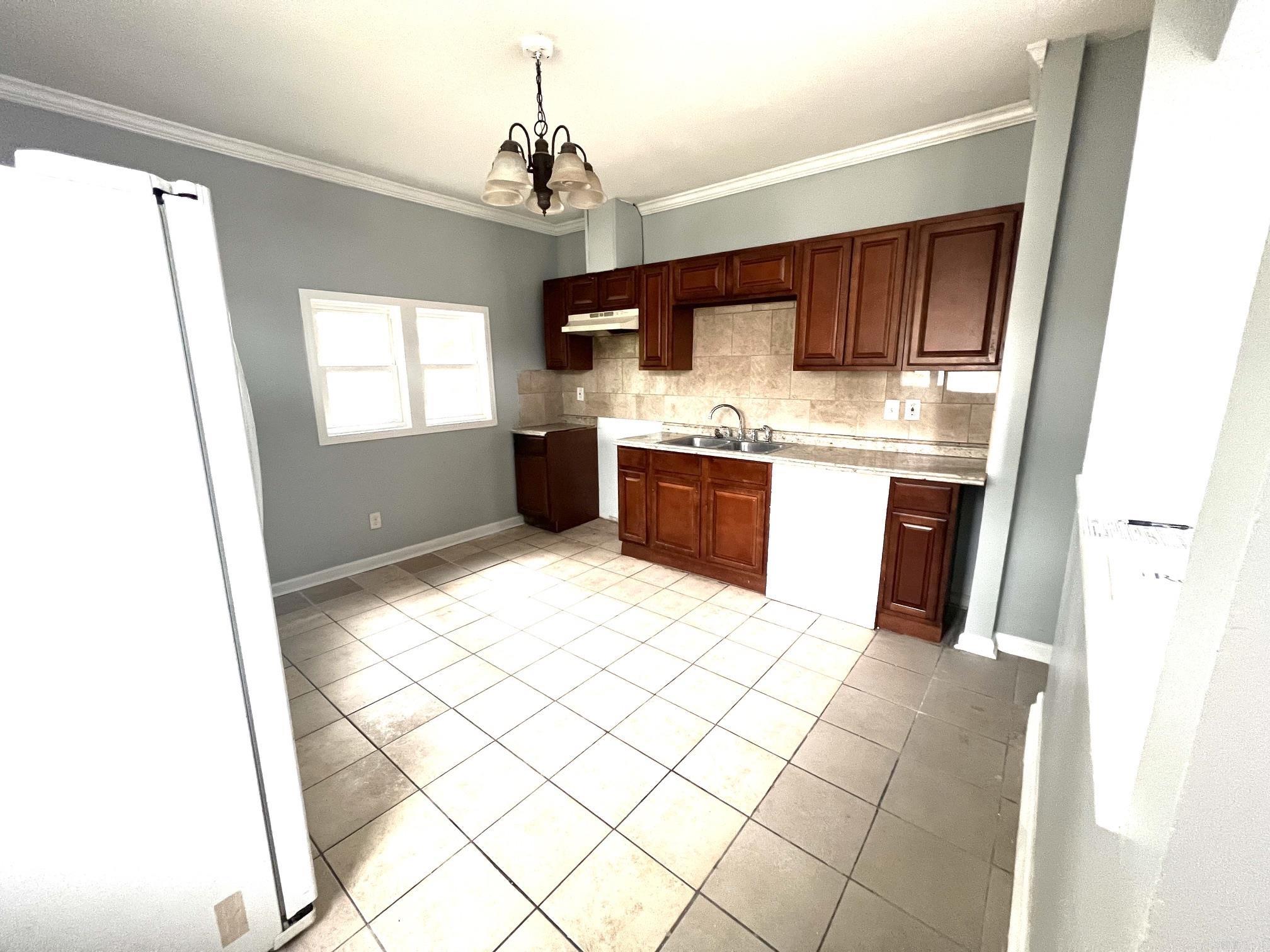3715 W 13th  Little Rock, AR