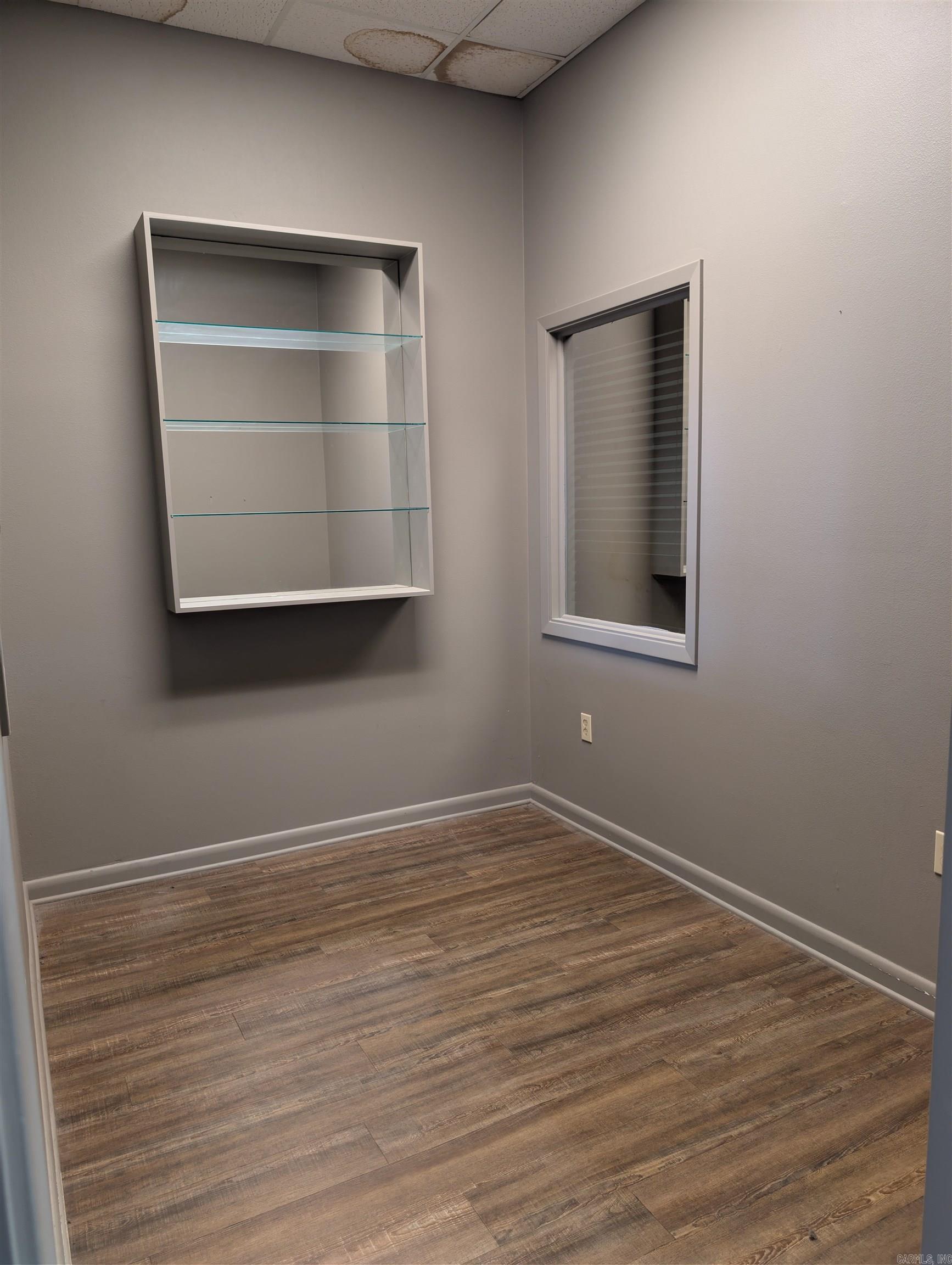 2033 E race  Searcy, AR