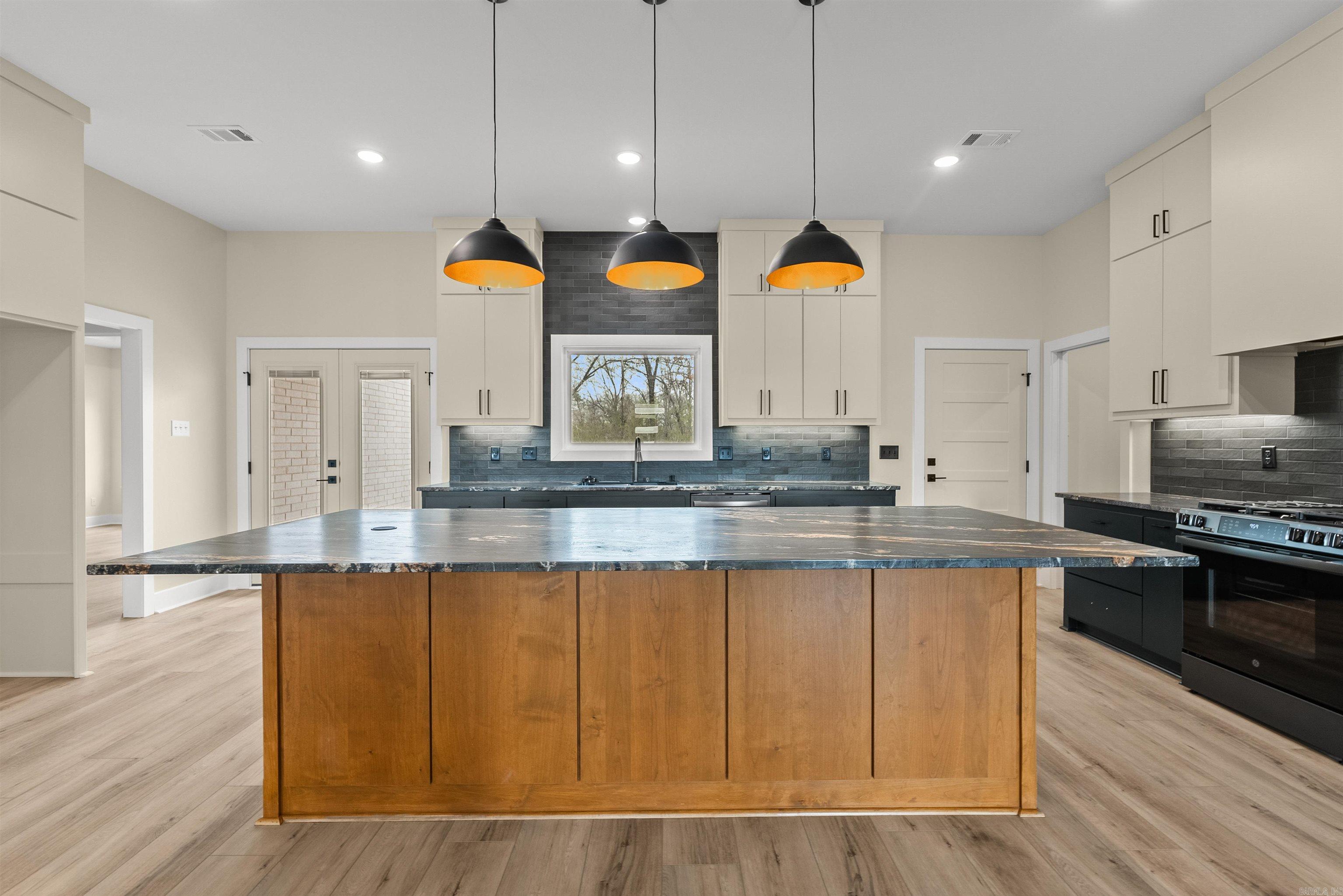 16 Avondale  Cabot, AR