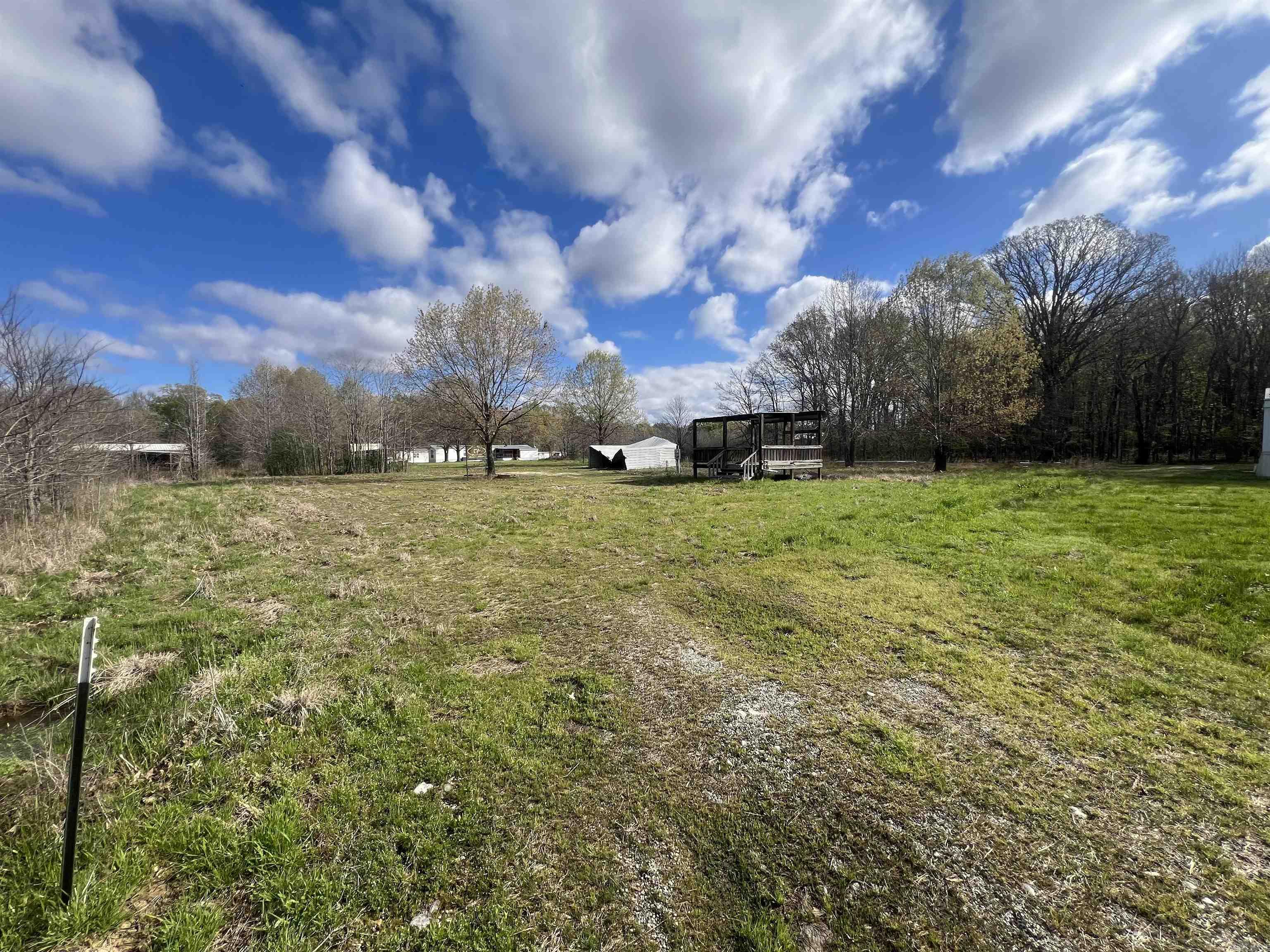 12 C Drake Lane  Stuttgart, AR