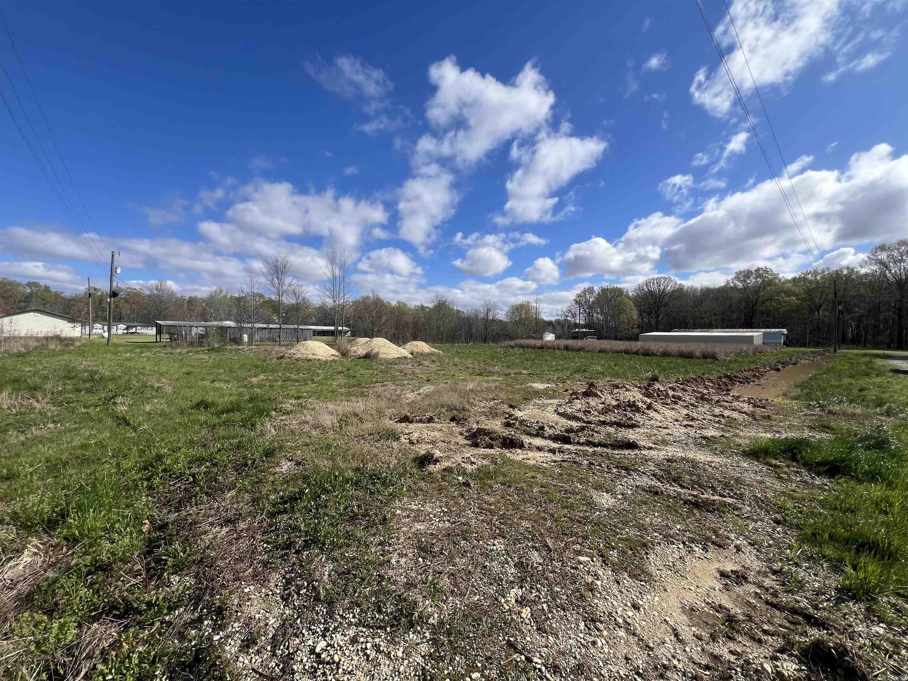 14 Drake Lane  Stuttgart, AR