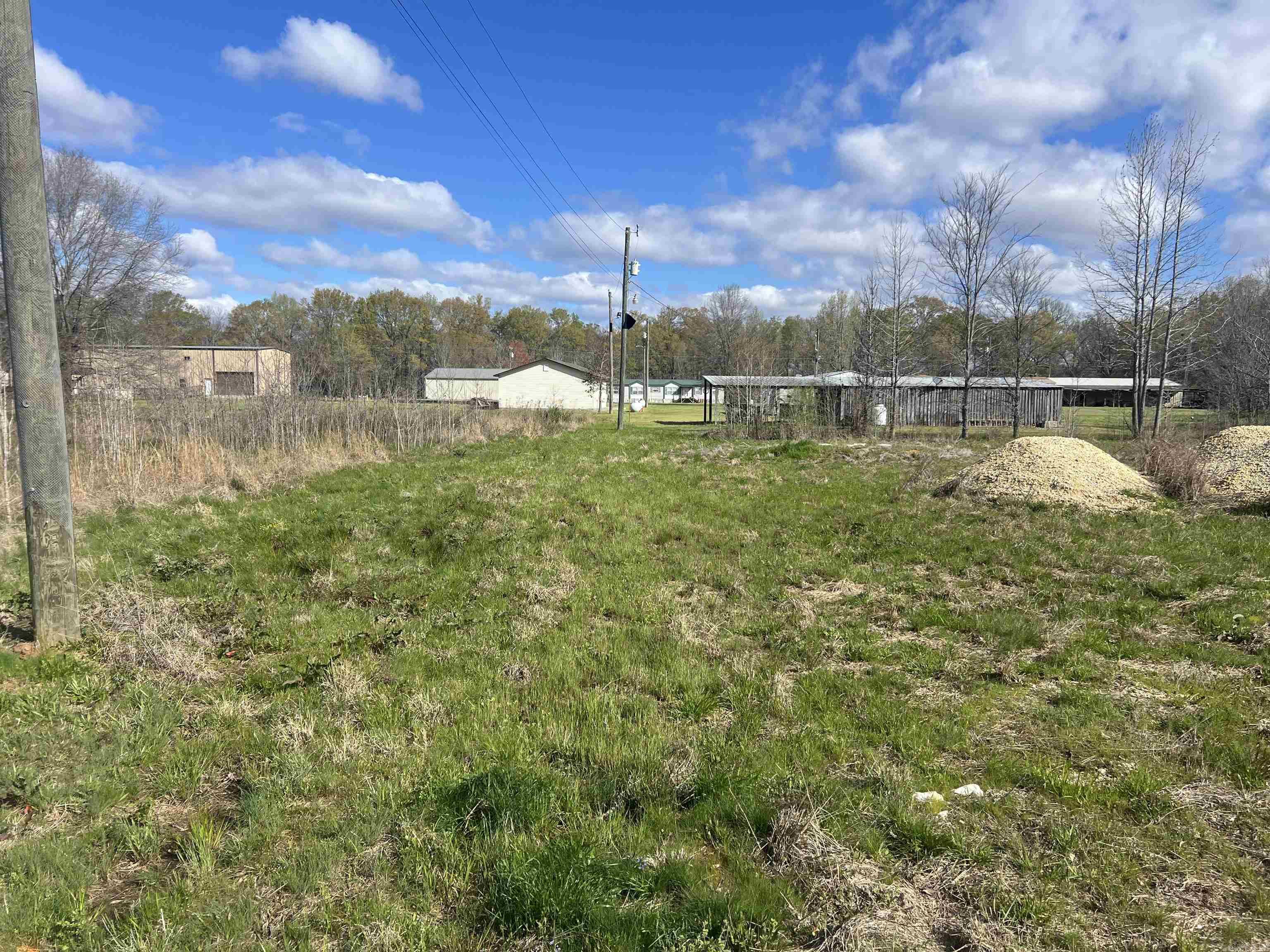14 Drake Lane  Stuttgart, AR