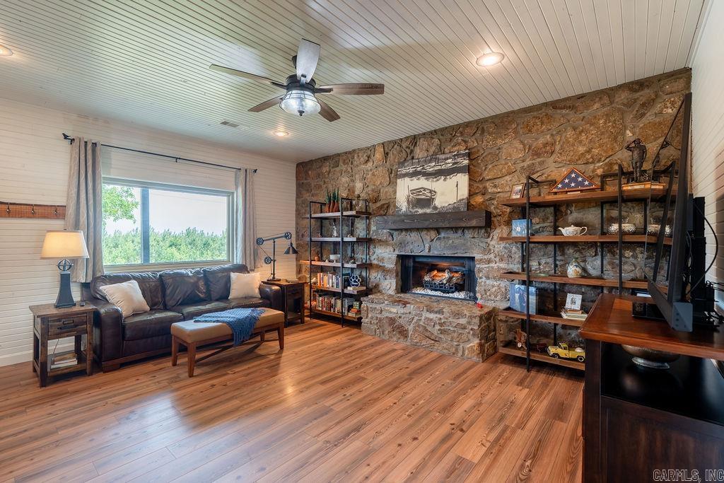 876 Tannenbaum  Drasco, AR