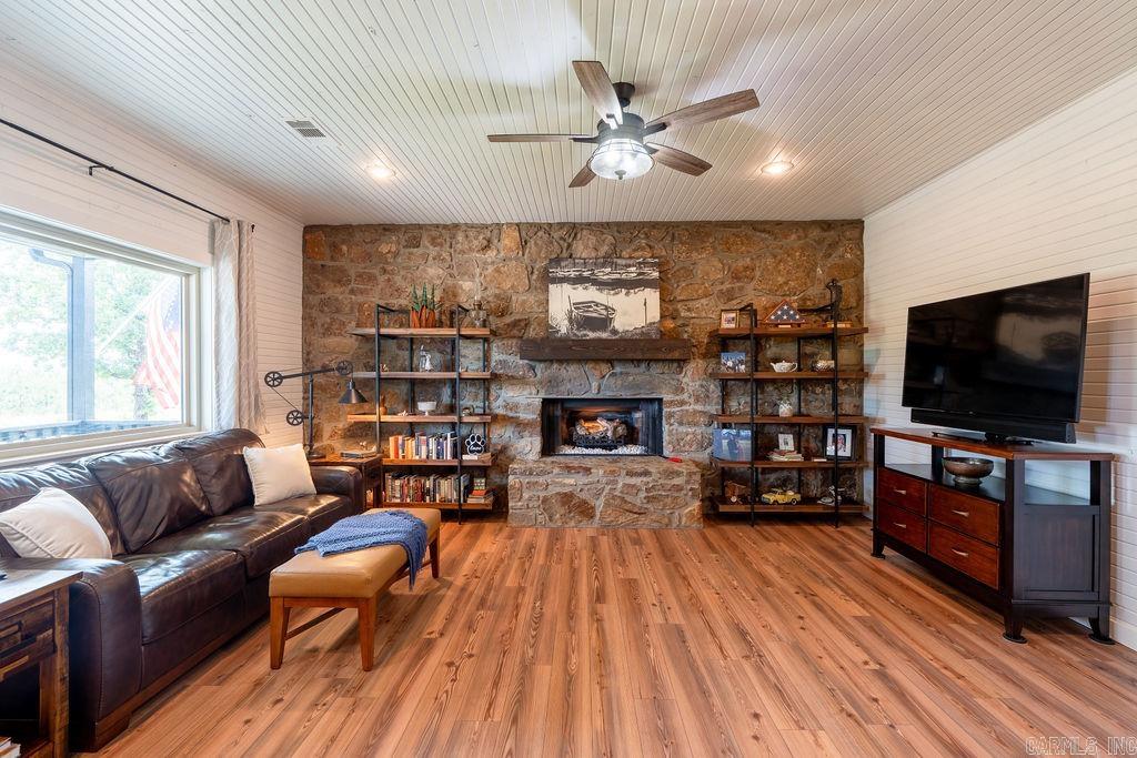 876 Tannenbaum  Drasco, AR