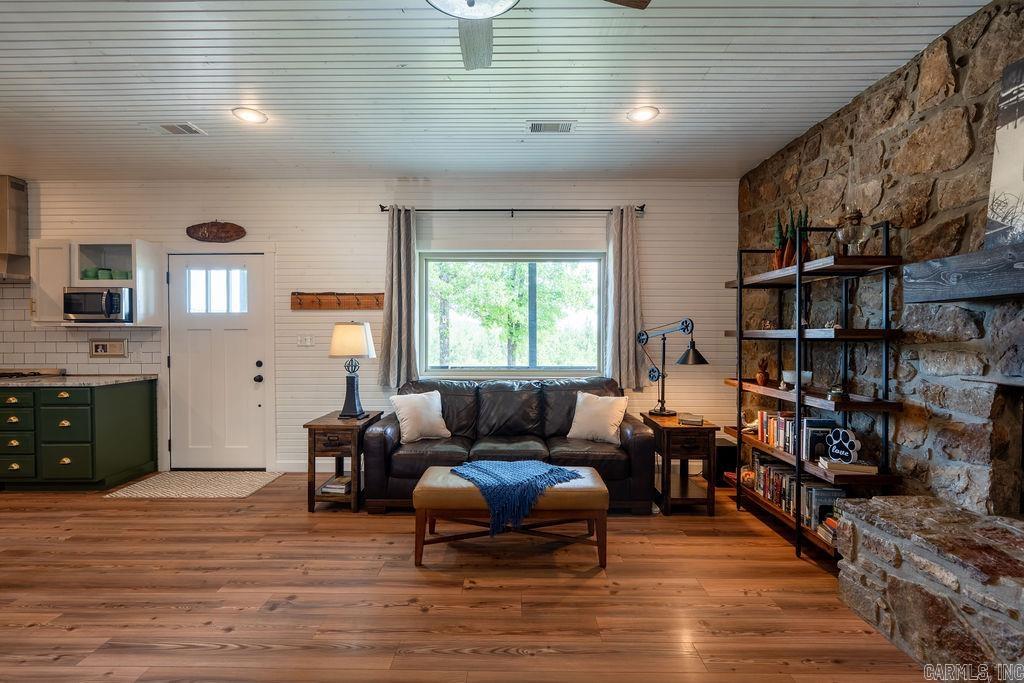 876 Tannenbaum  Drasco, AR
