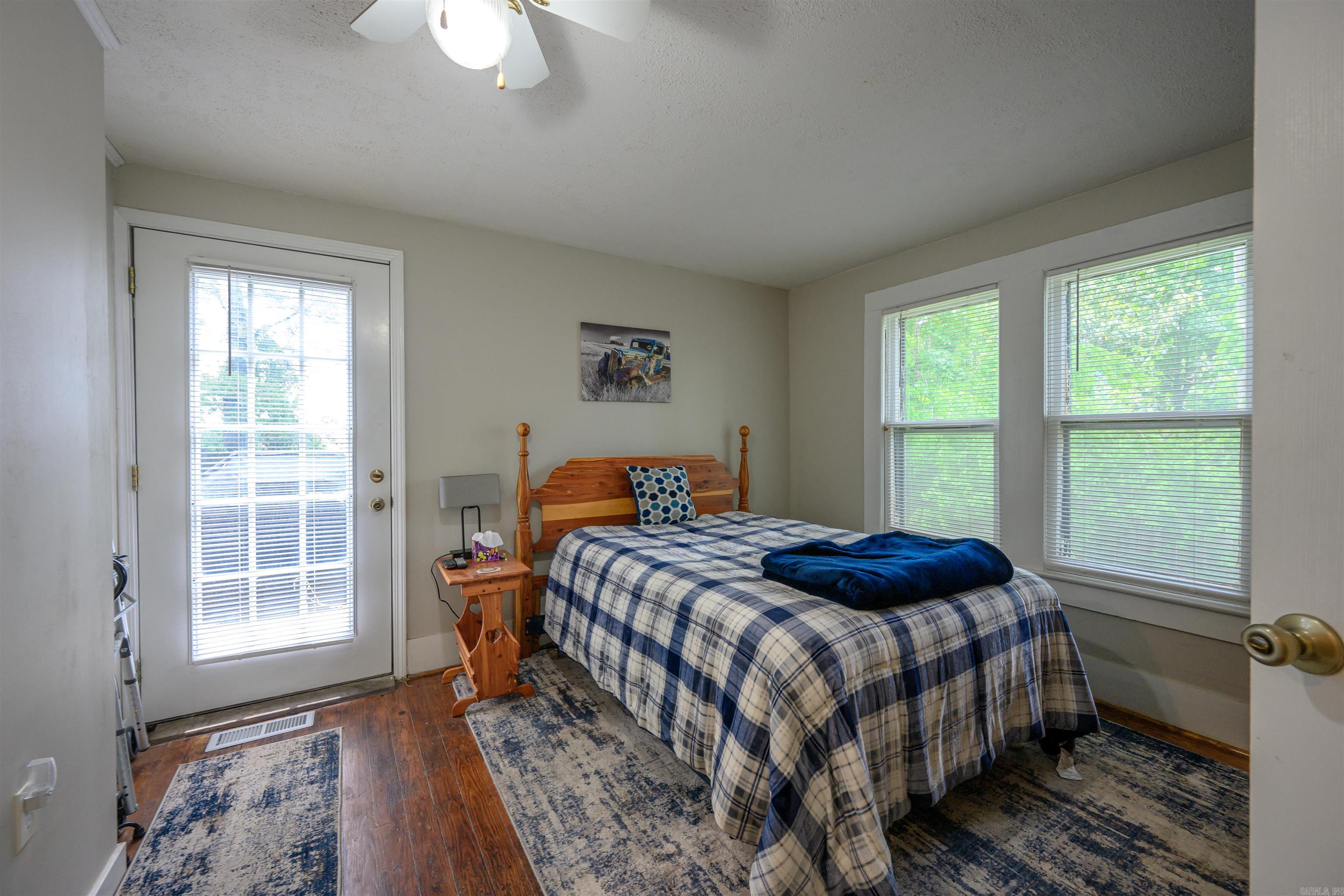 856 Broad  Batesville, AR