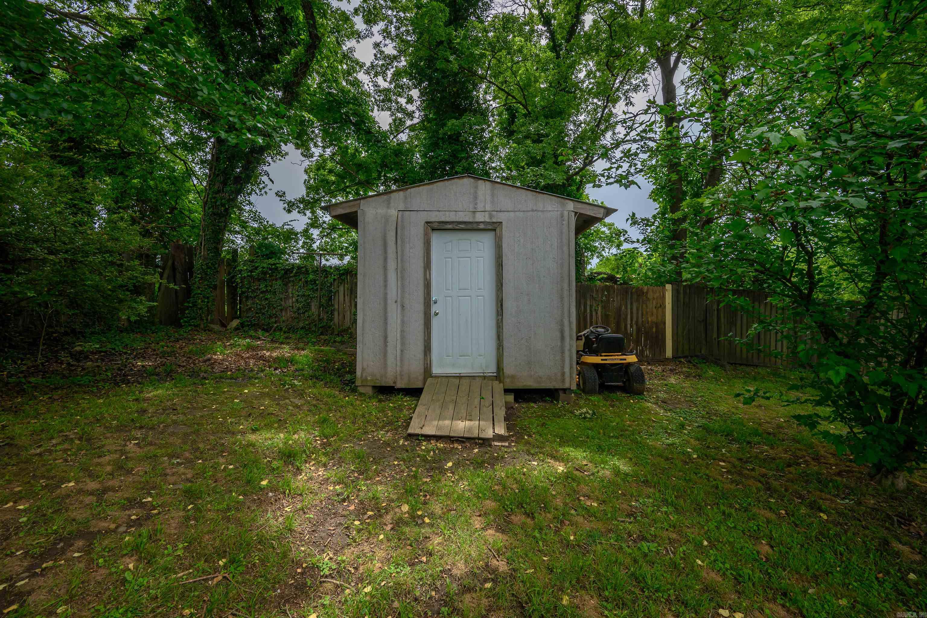 856 Broad  Batesville, AR