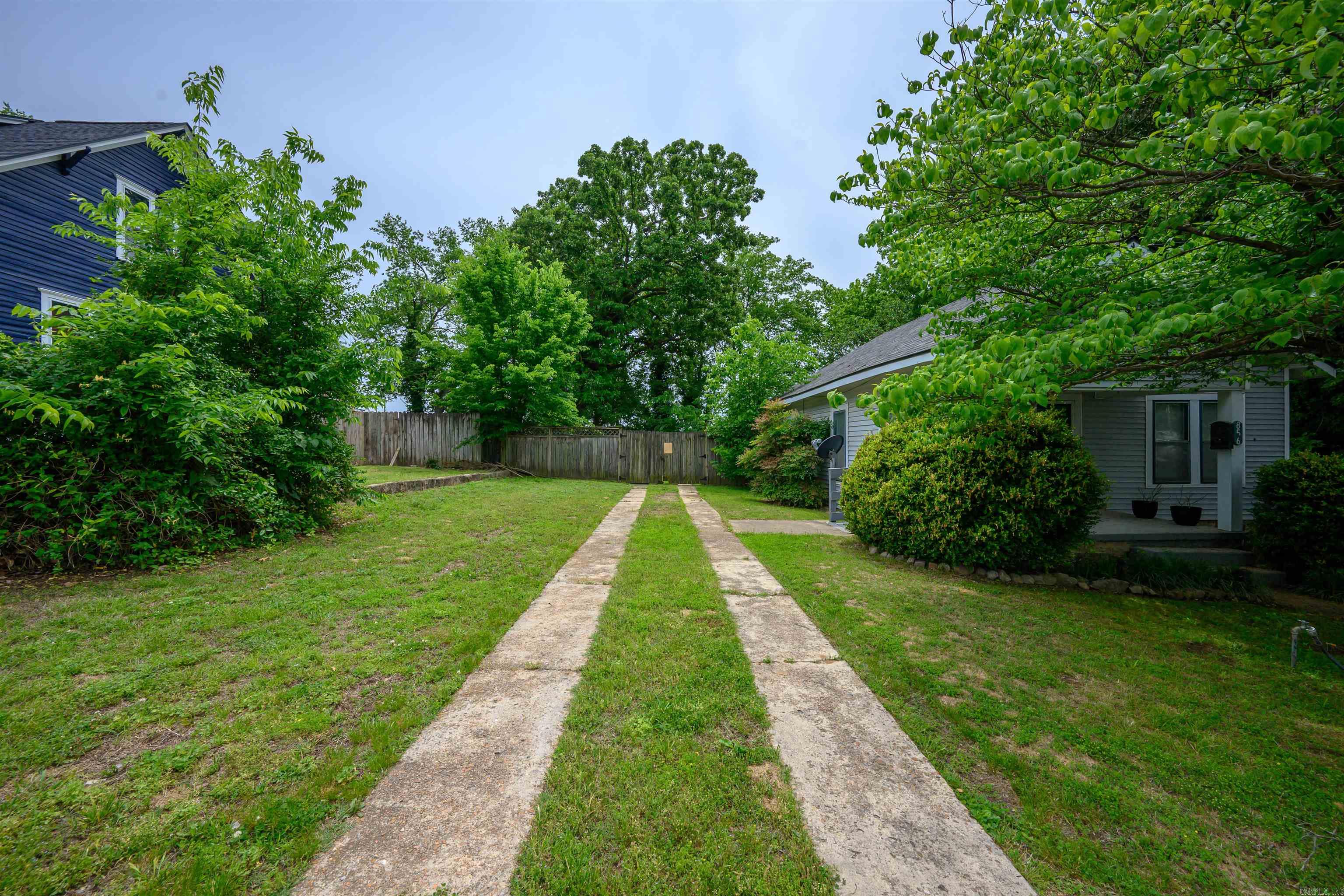 856 Broad  Batesville, AR