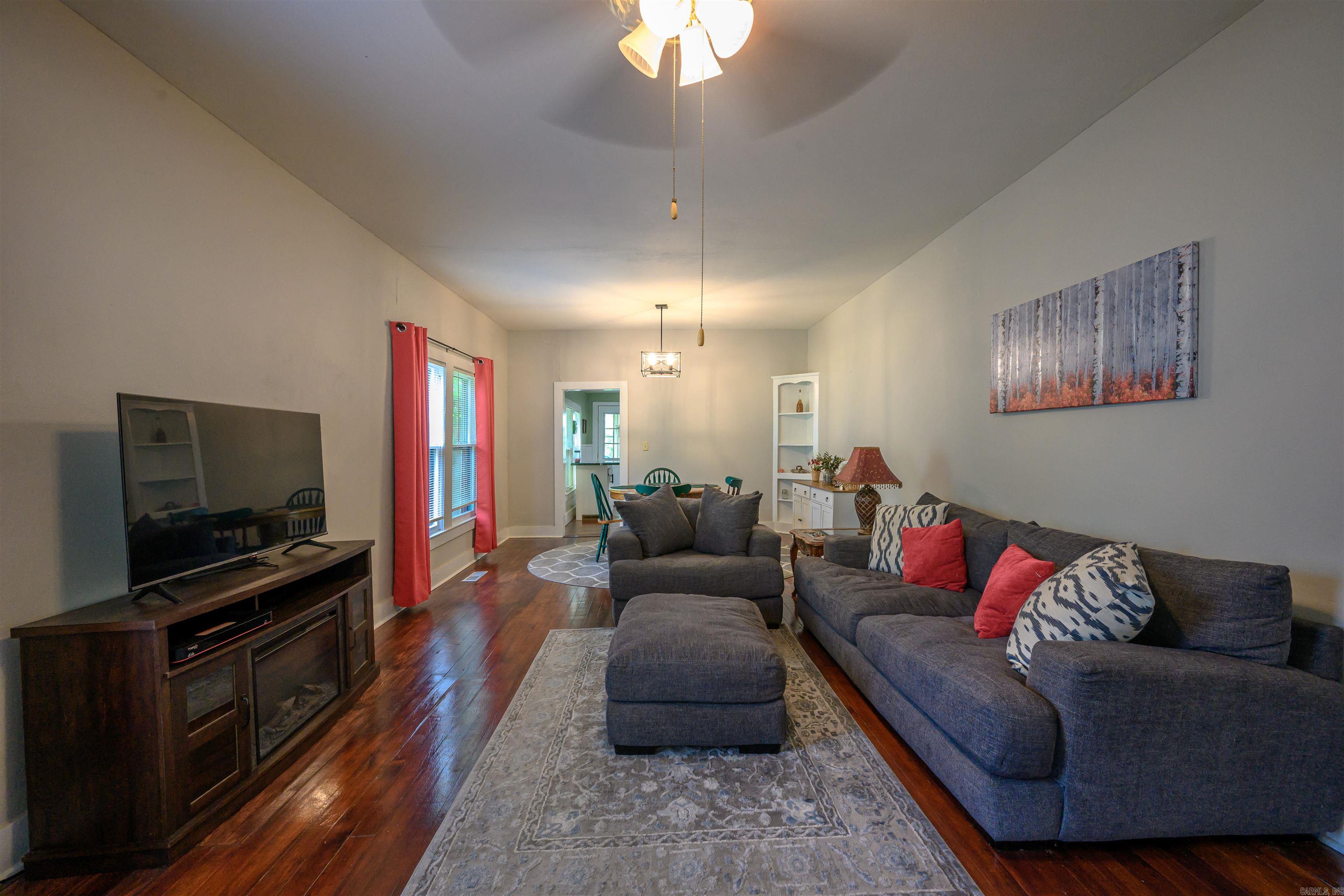 856 Broad  Batesville, AR