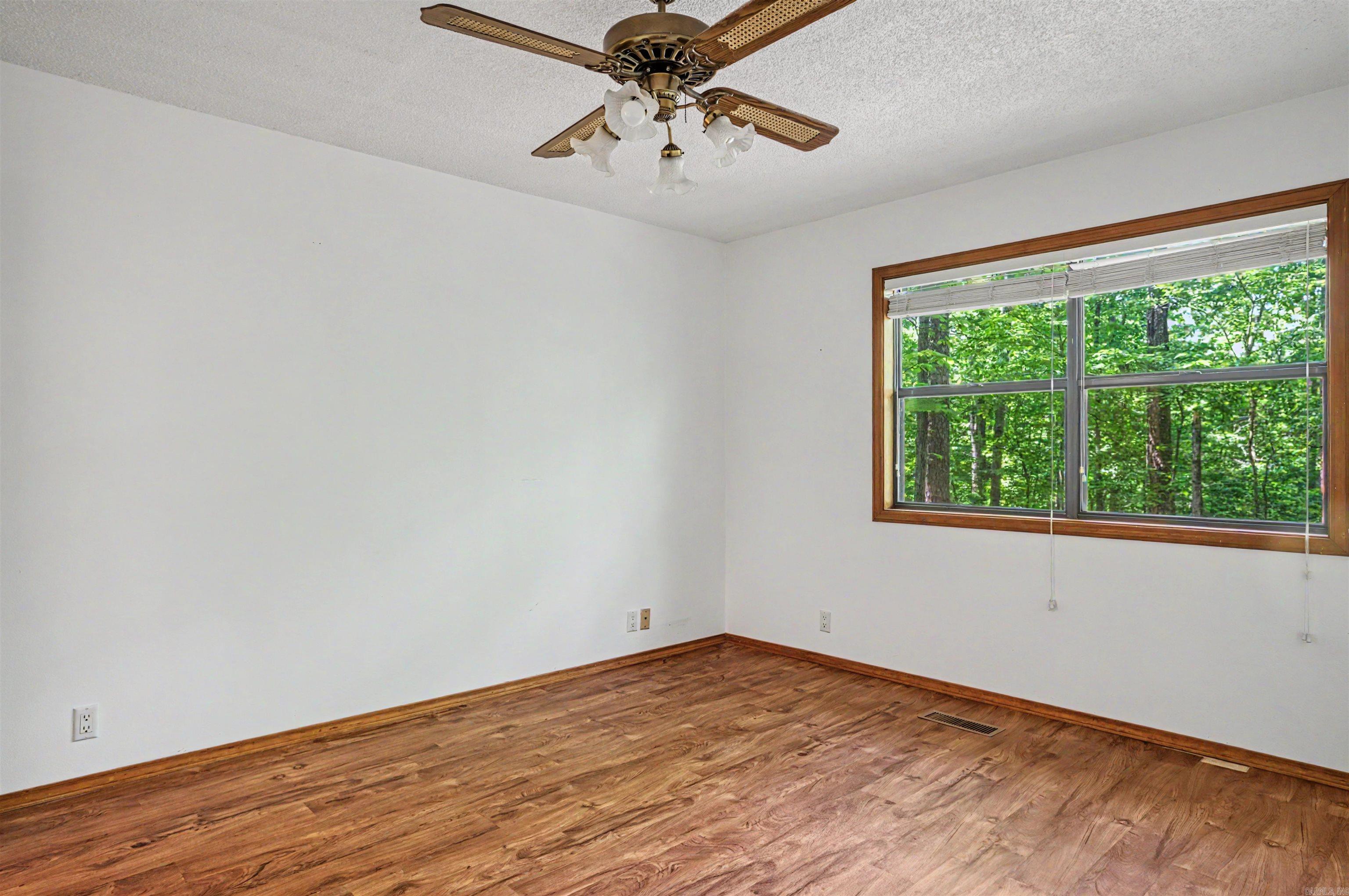 70 Sabiote Way  Hot Springs Village, AR
