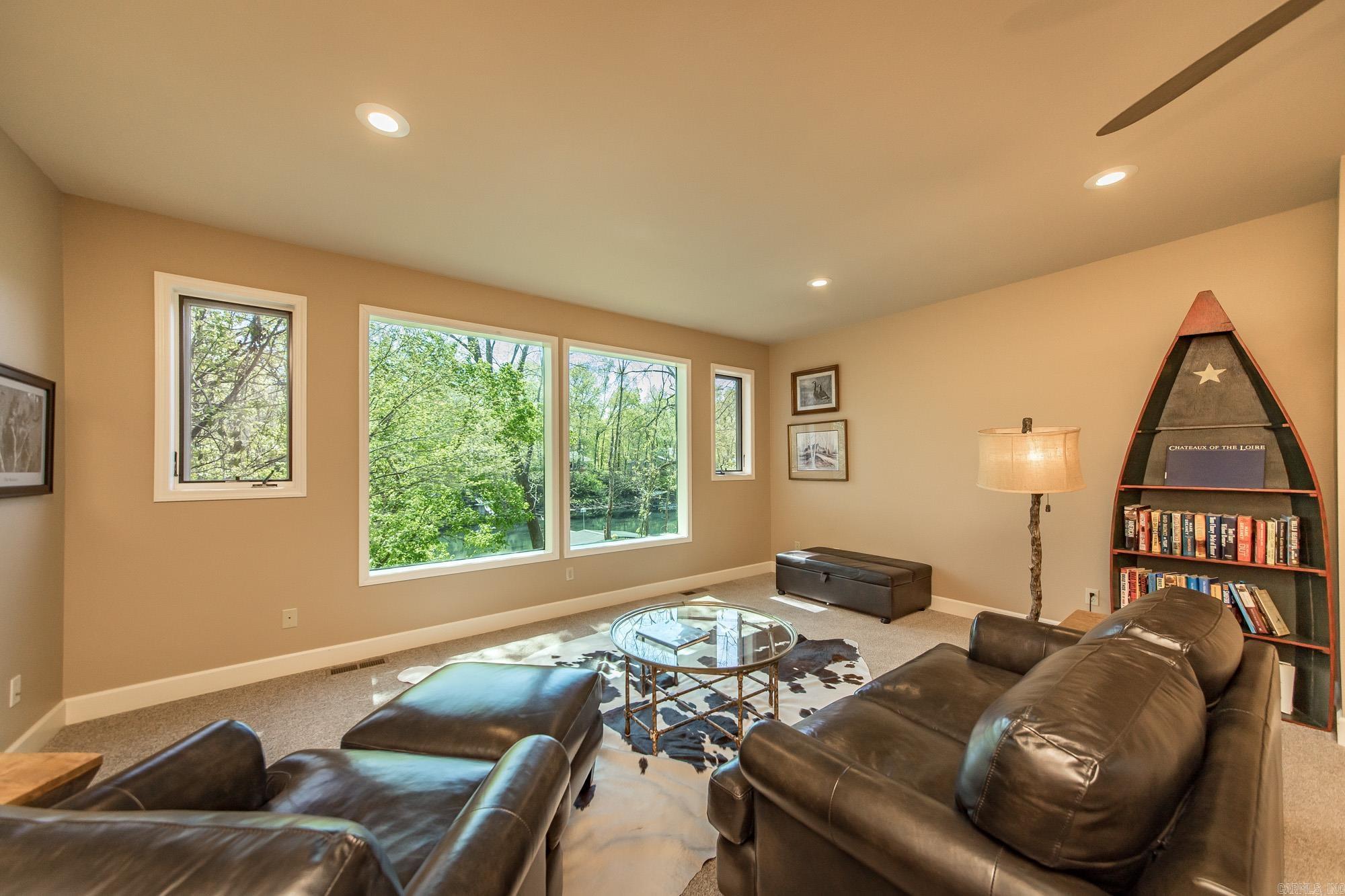 3139 Riverbend  Heber Springs, AR