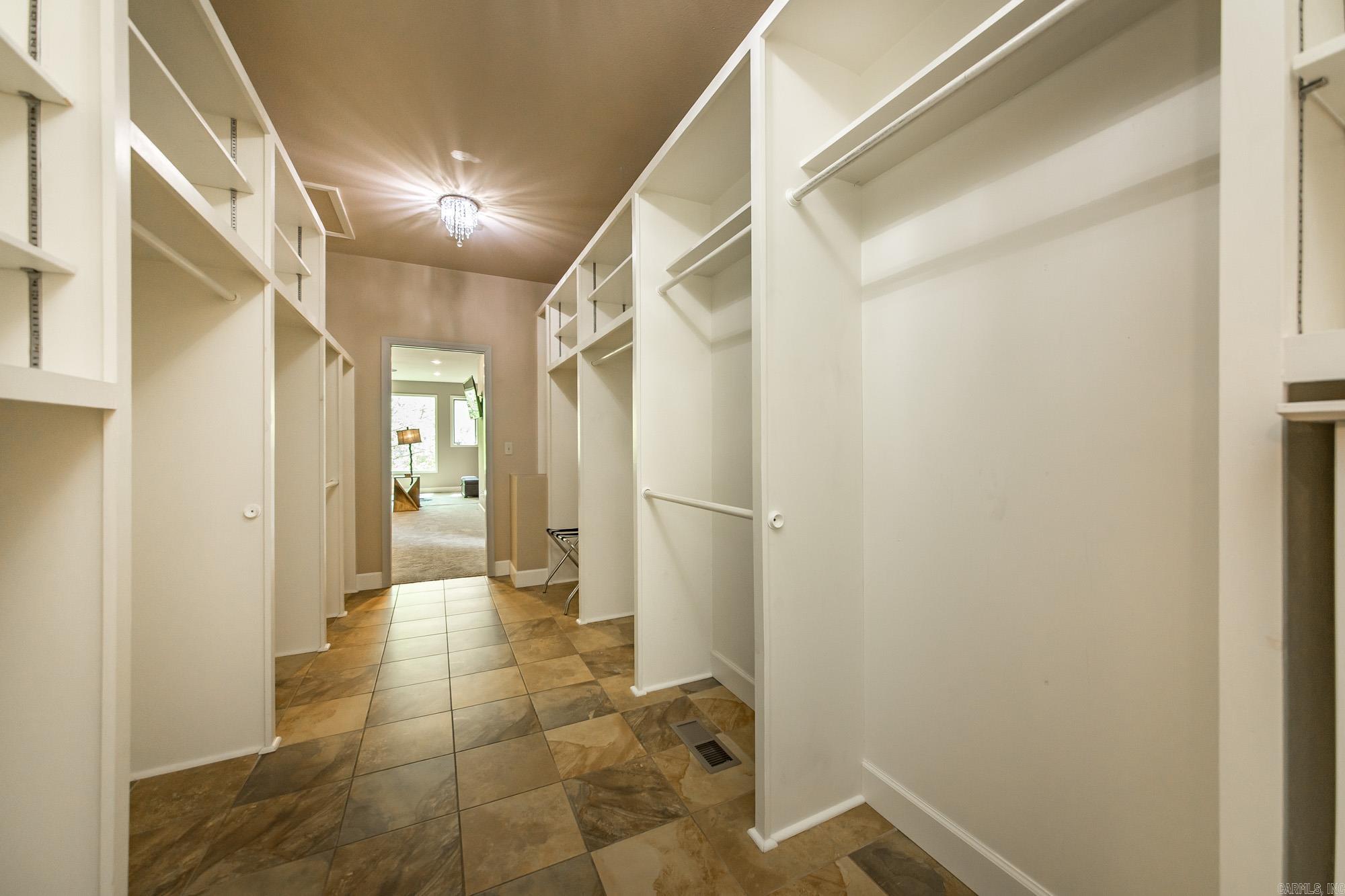 3139 Riverbend  Heber Springs, AR