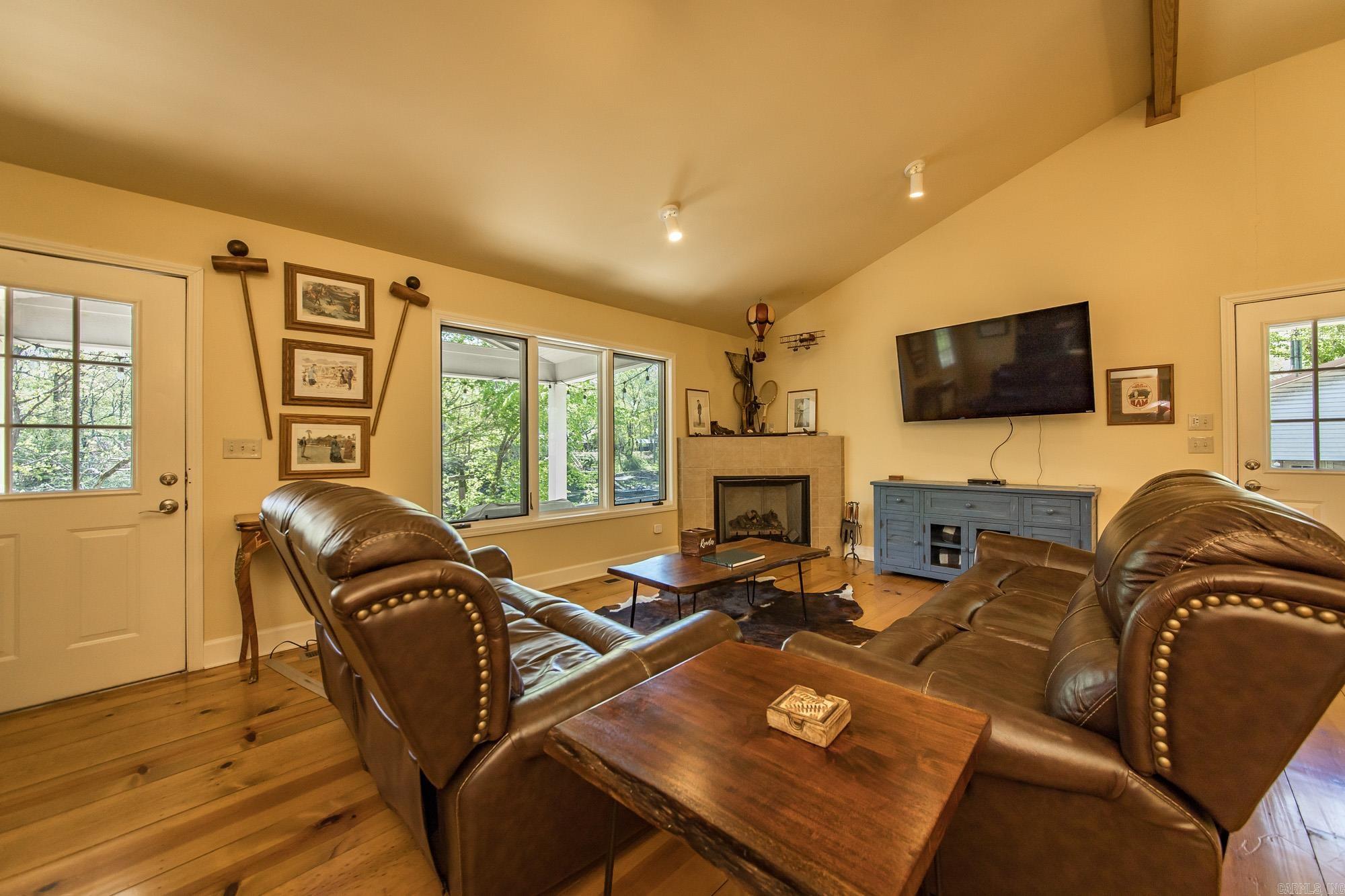 3139 Riverbend  Heber Springs, AR