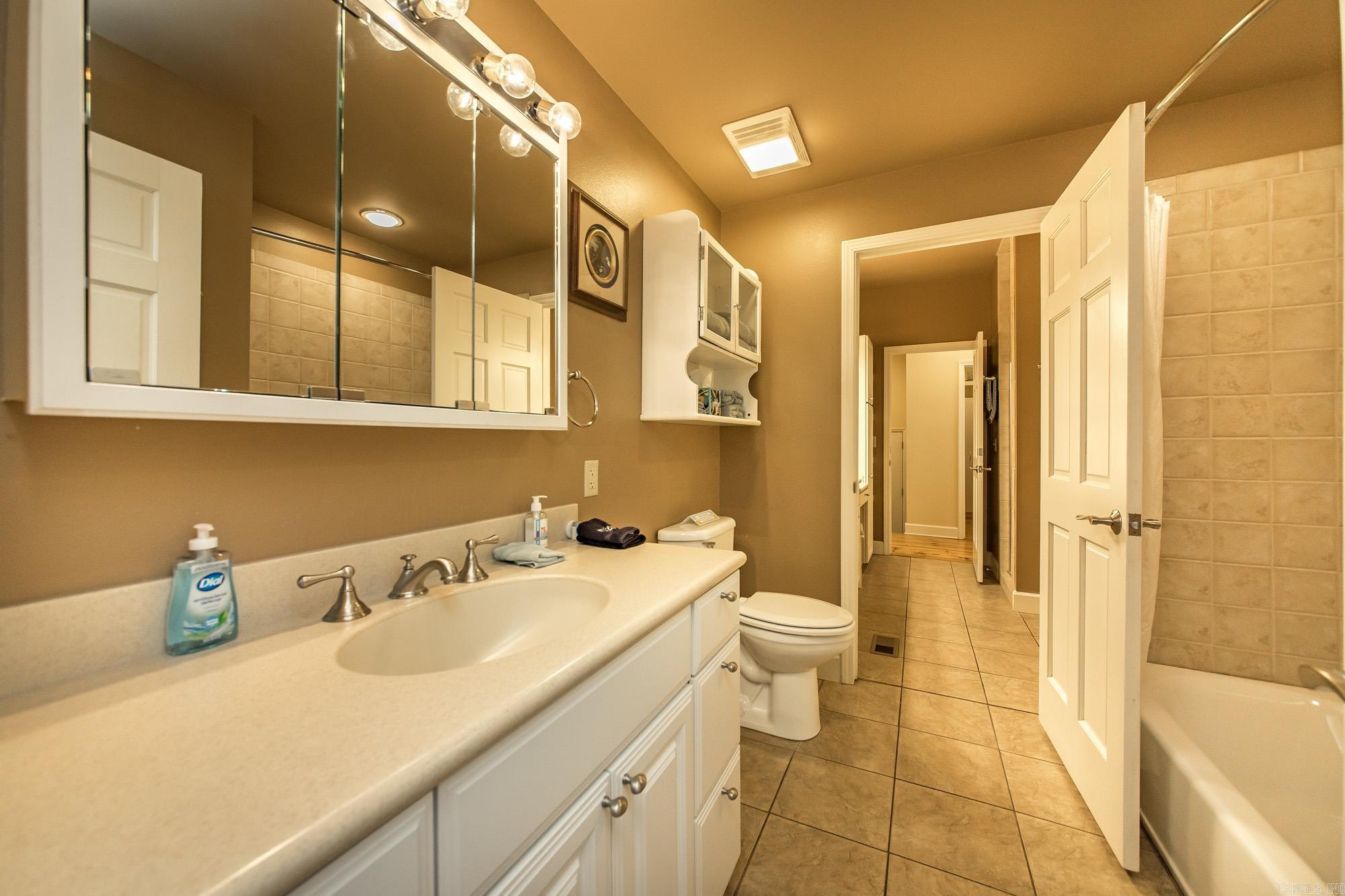 3139 Riverbend  Heber Springs, AR