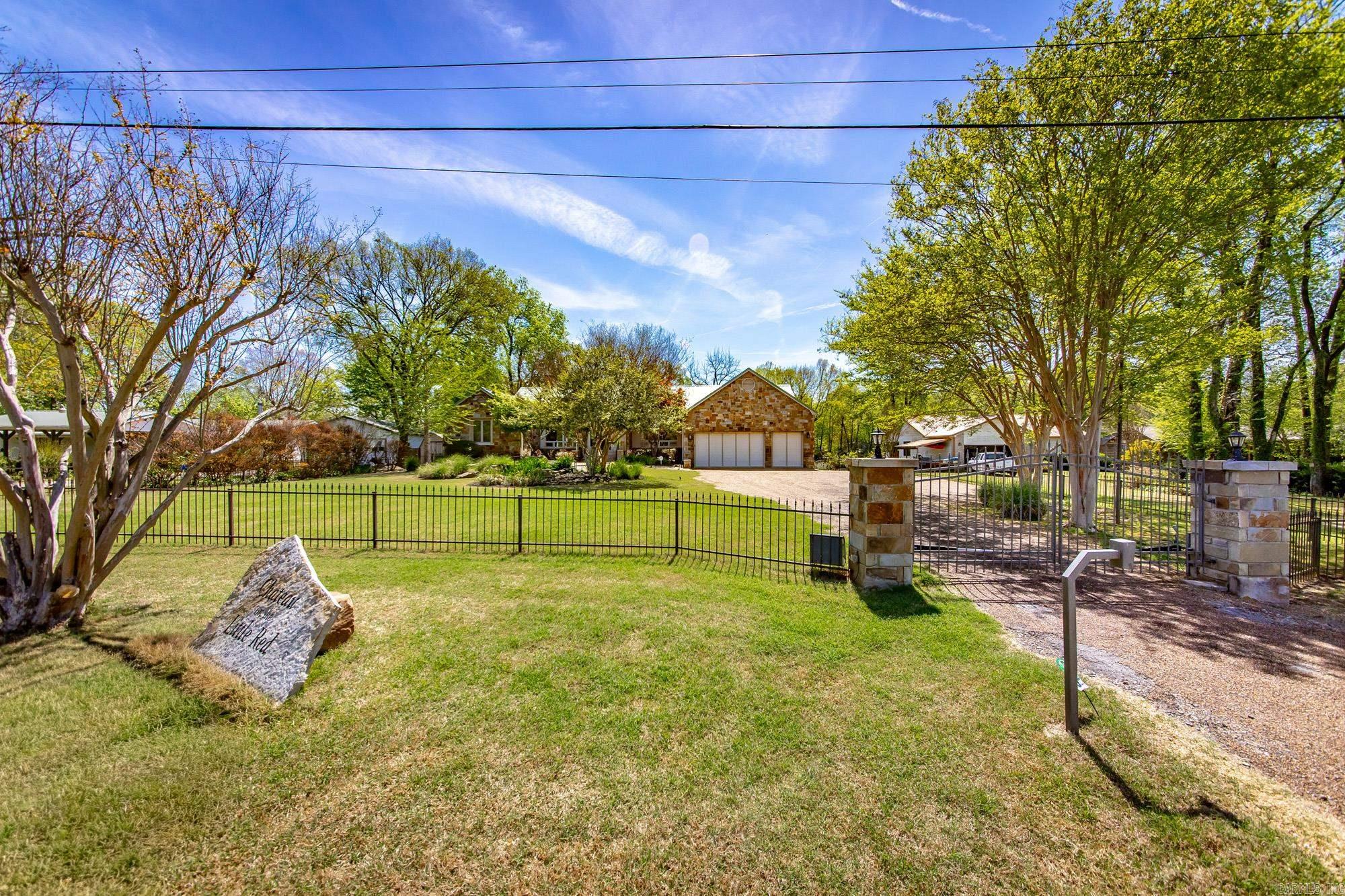 3139 Riverbend  Heber Springs, AR