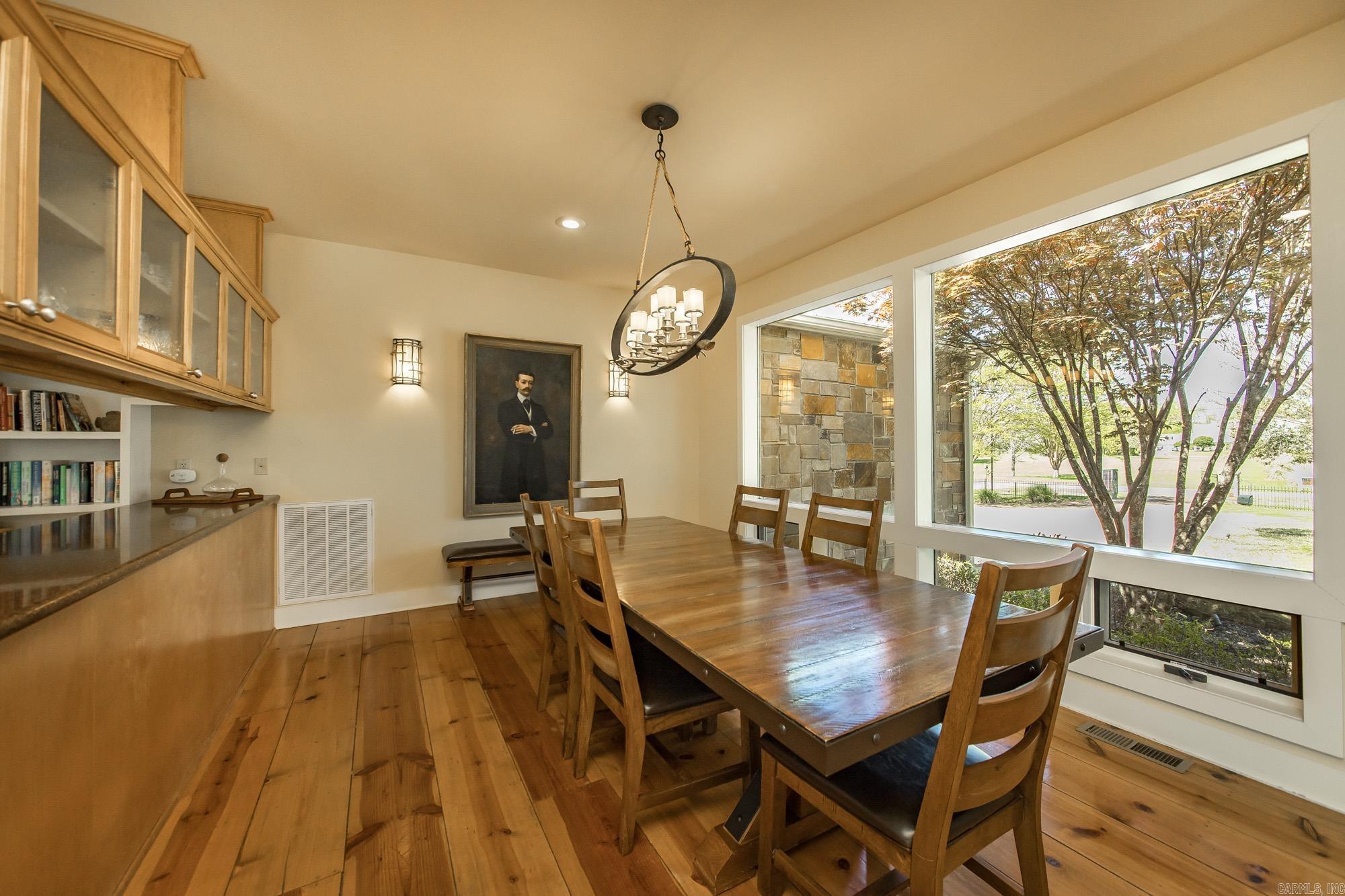 3139 Riverbend  Heber Springs, AR