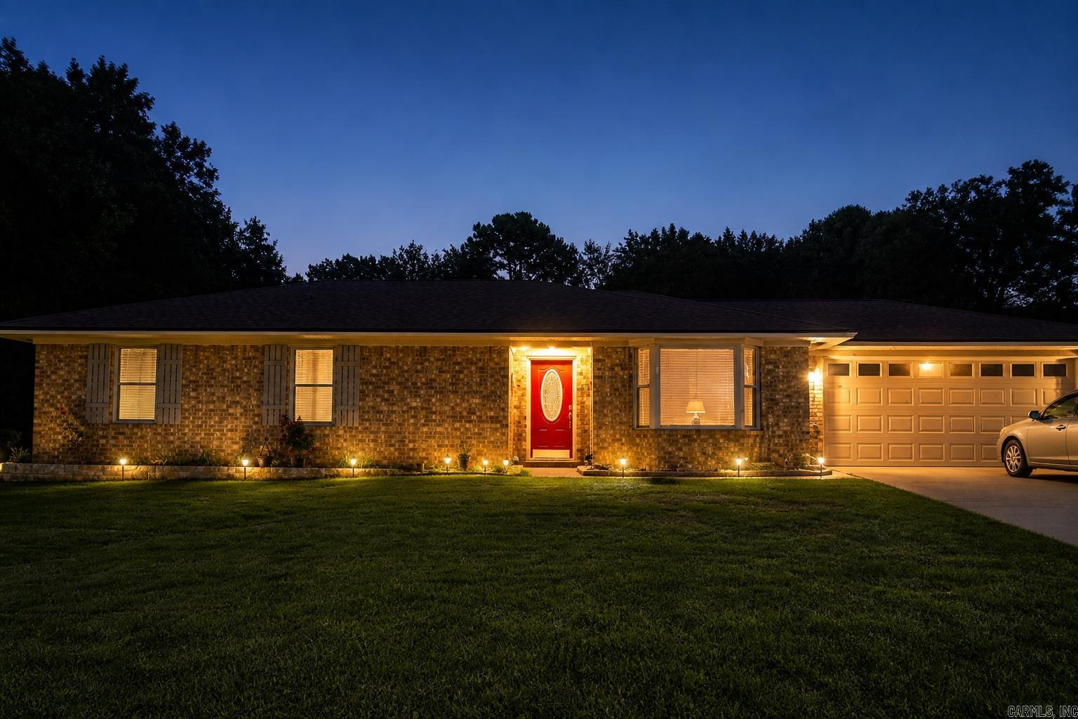105 Elfen Glen St  Van Buren, AR