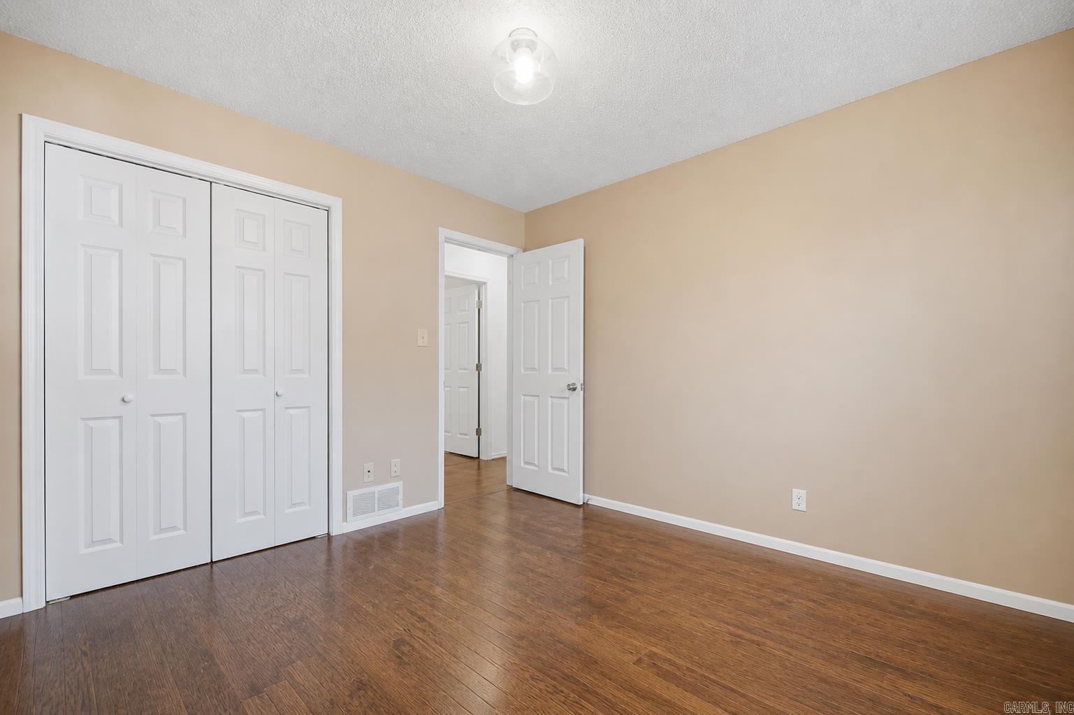 105 Elfen Glen St  Van Buren, AR