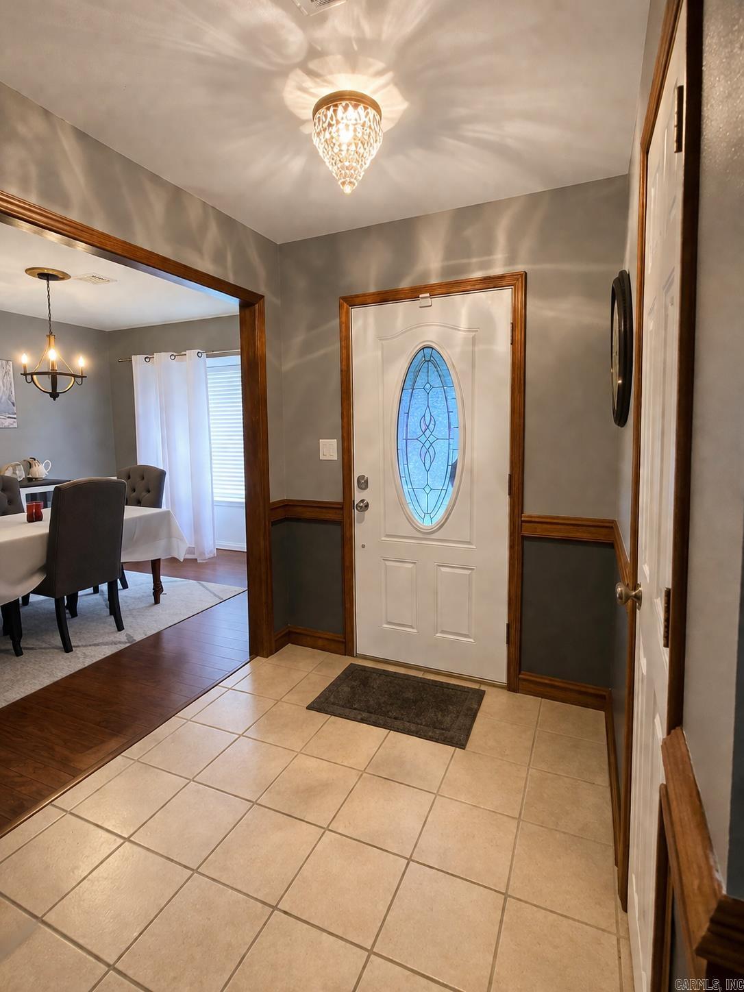 105 Elfen Glen St  Van Buren, AR
