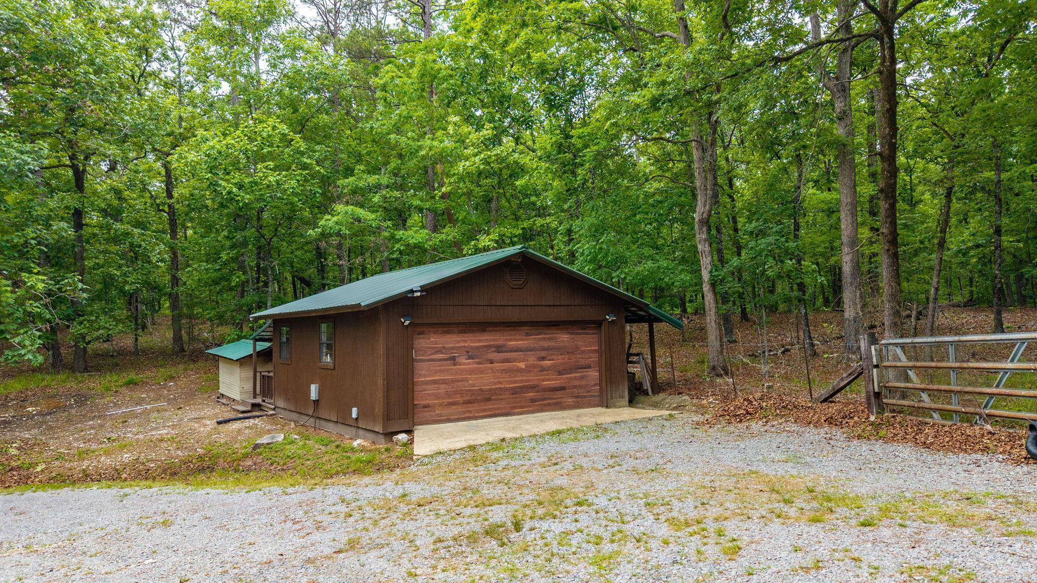 5400 Squirrel  Alexander, AR