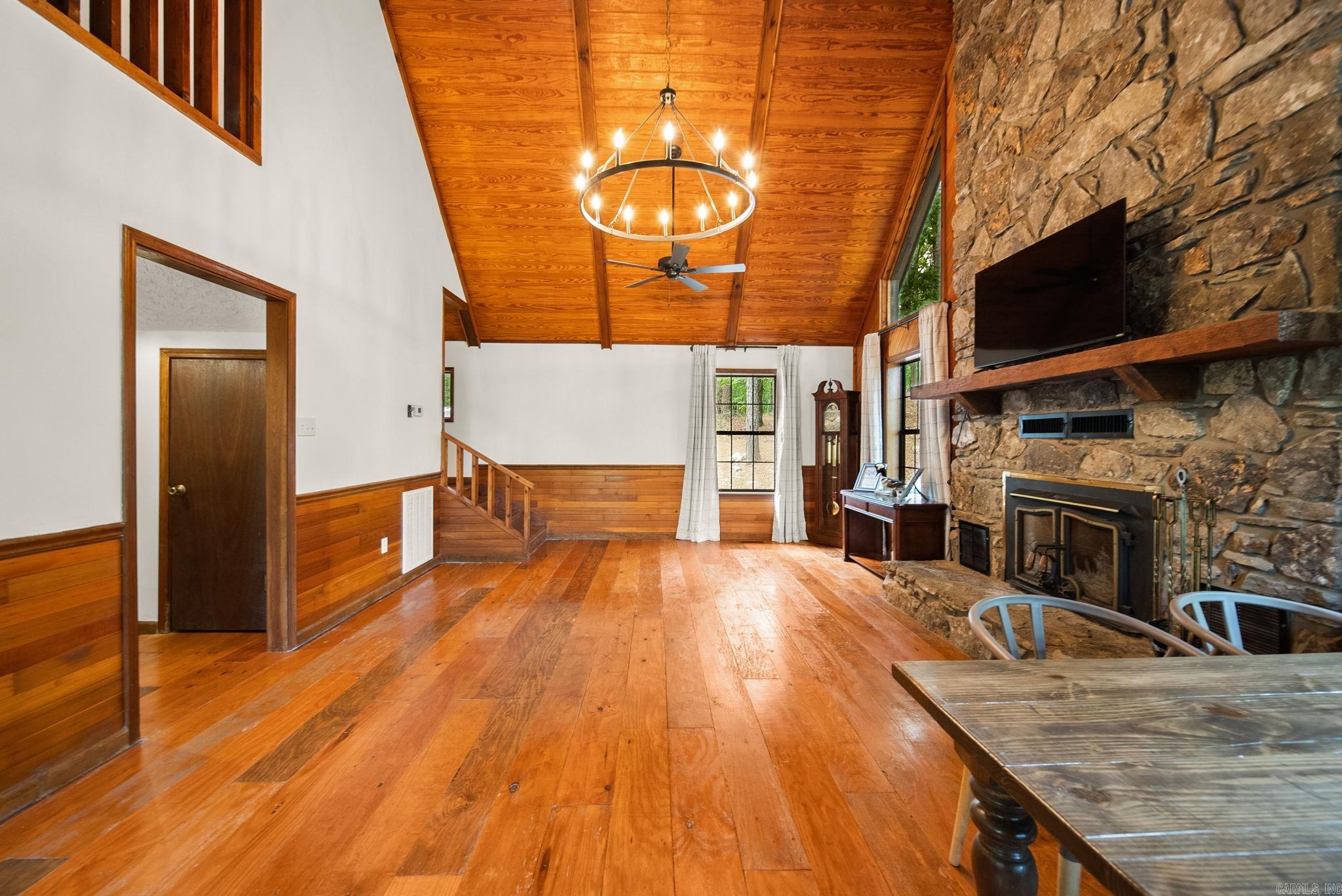 5400 Squirrel  Alexander, AR