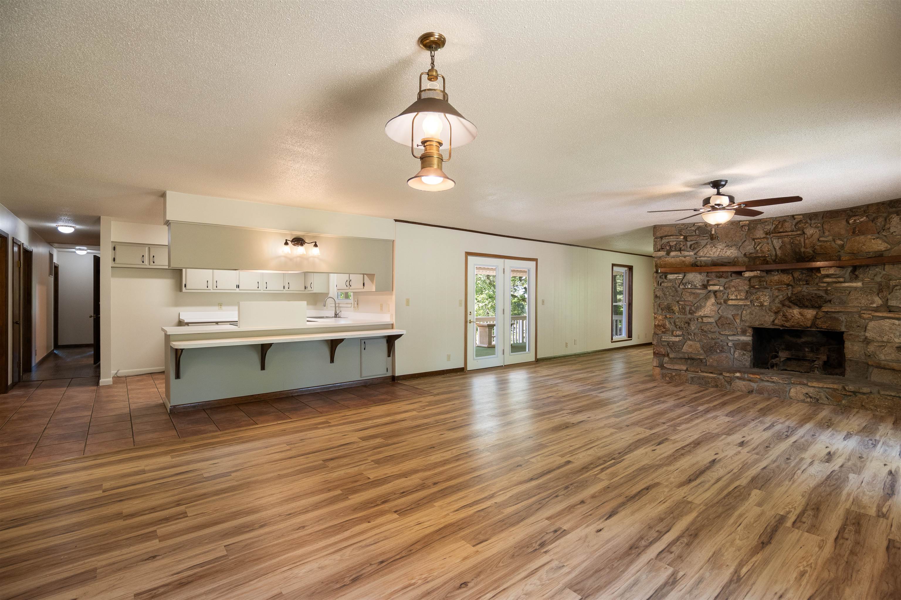 3555 Highway 167  Ash Flat, AR