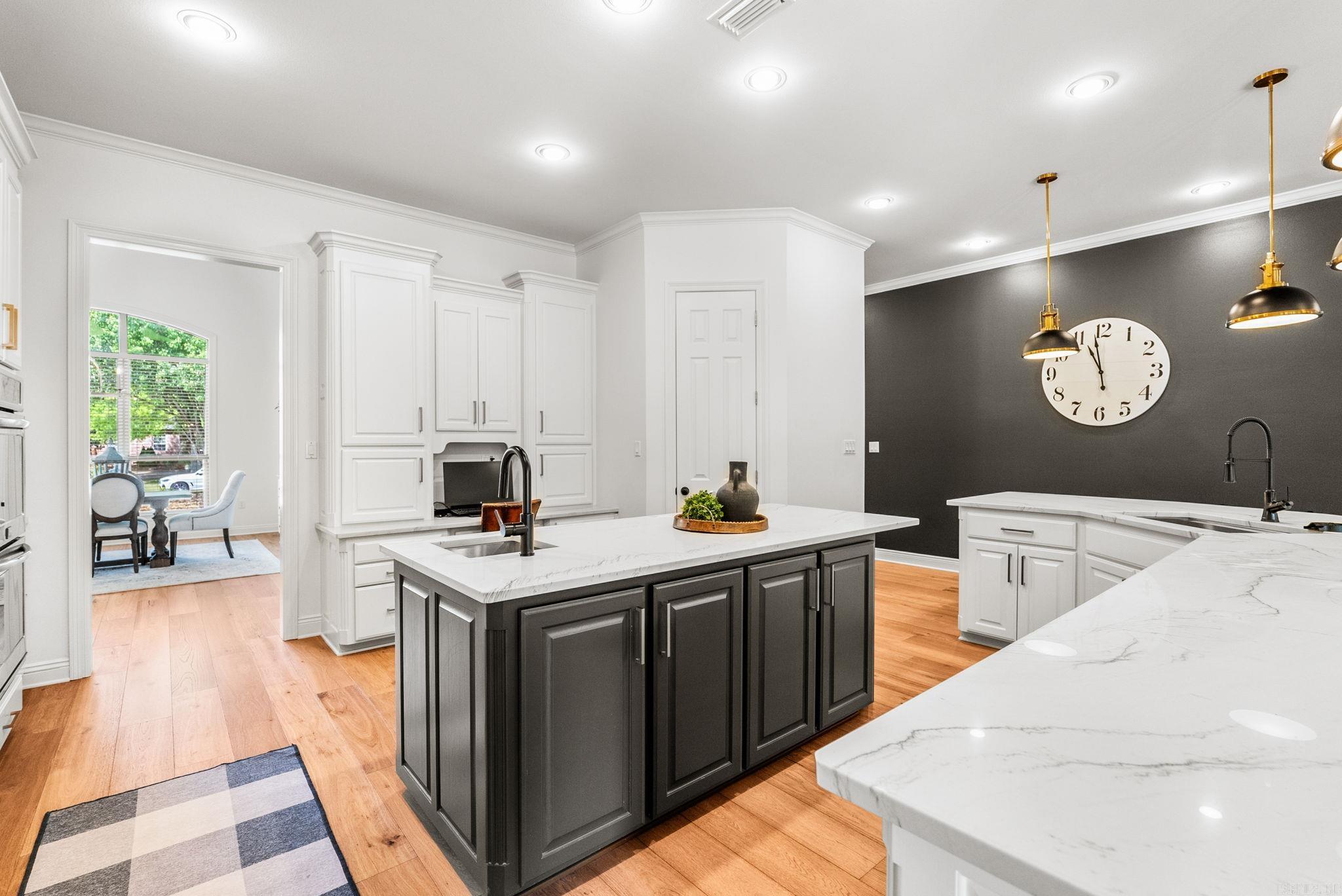 3290 Marlsgate  Conway, AR