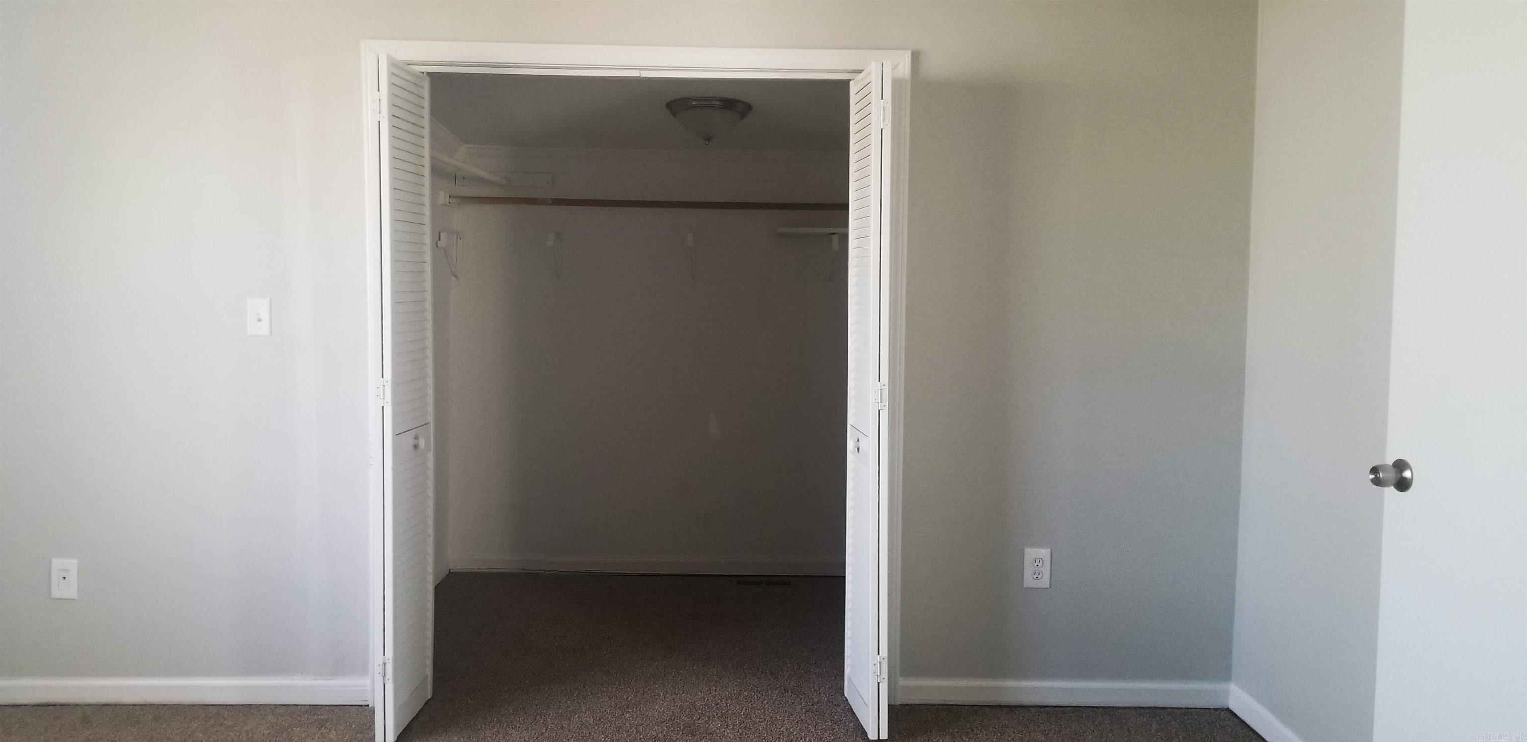 724 S Main  Benton, AR
